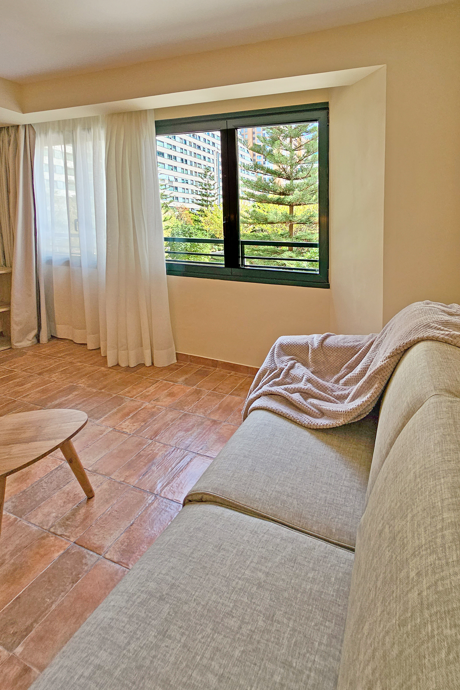 Triple room