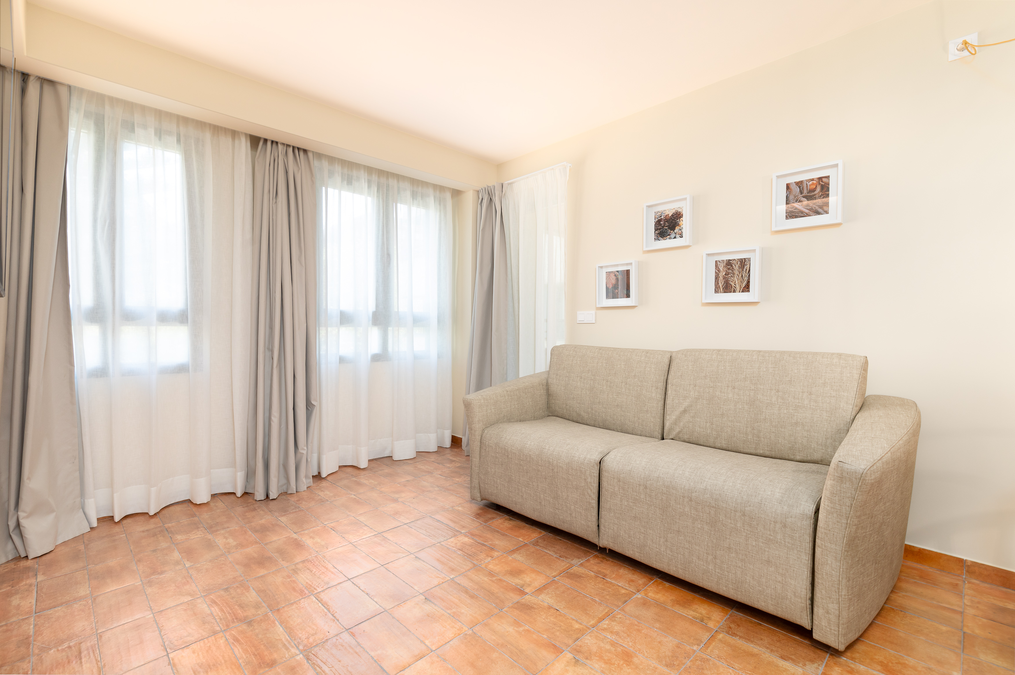 Apartamento de 1 dormitorio con balcón