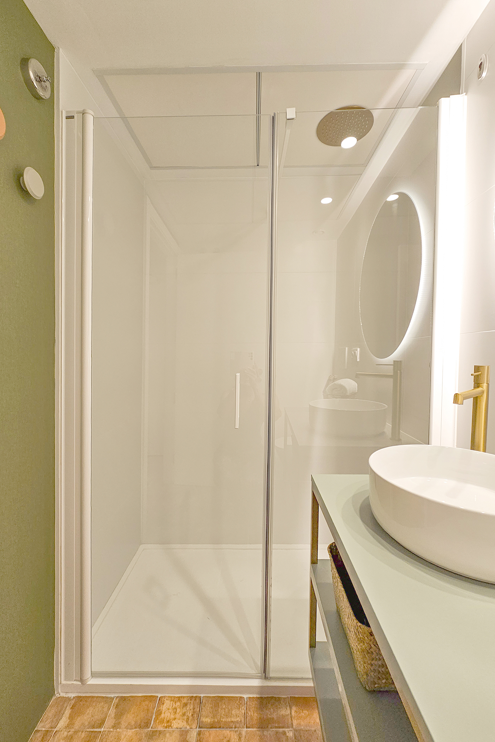 Triple room