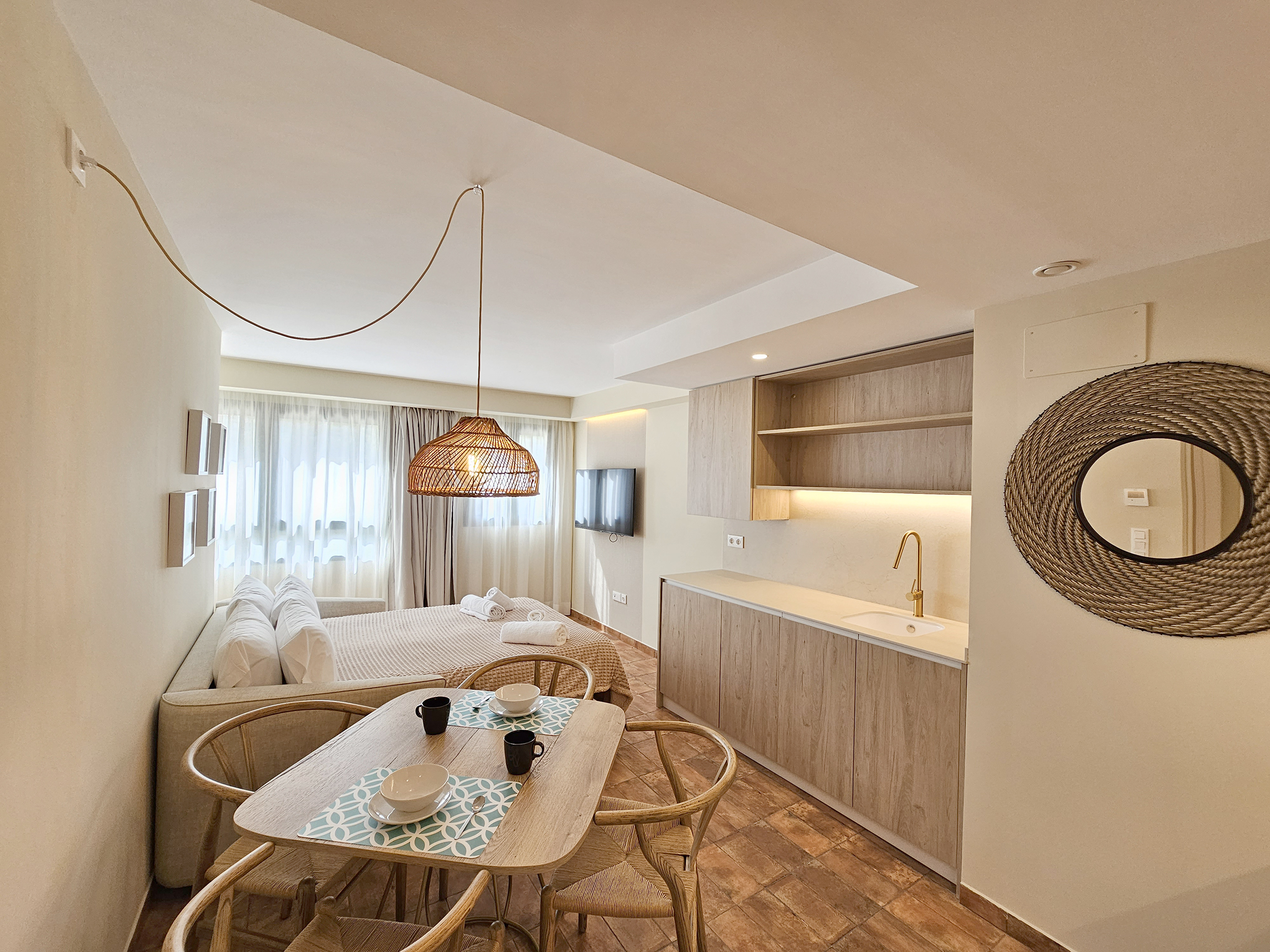 Apartamento de 1 dormitorio con balcón