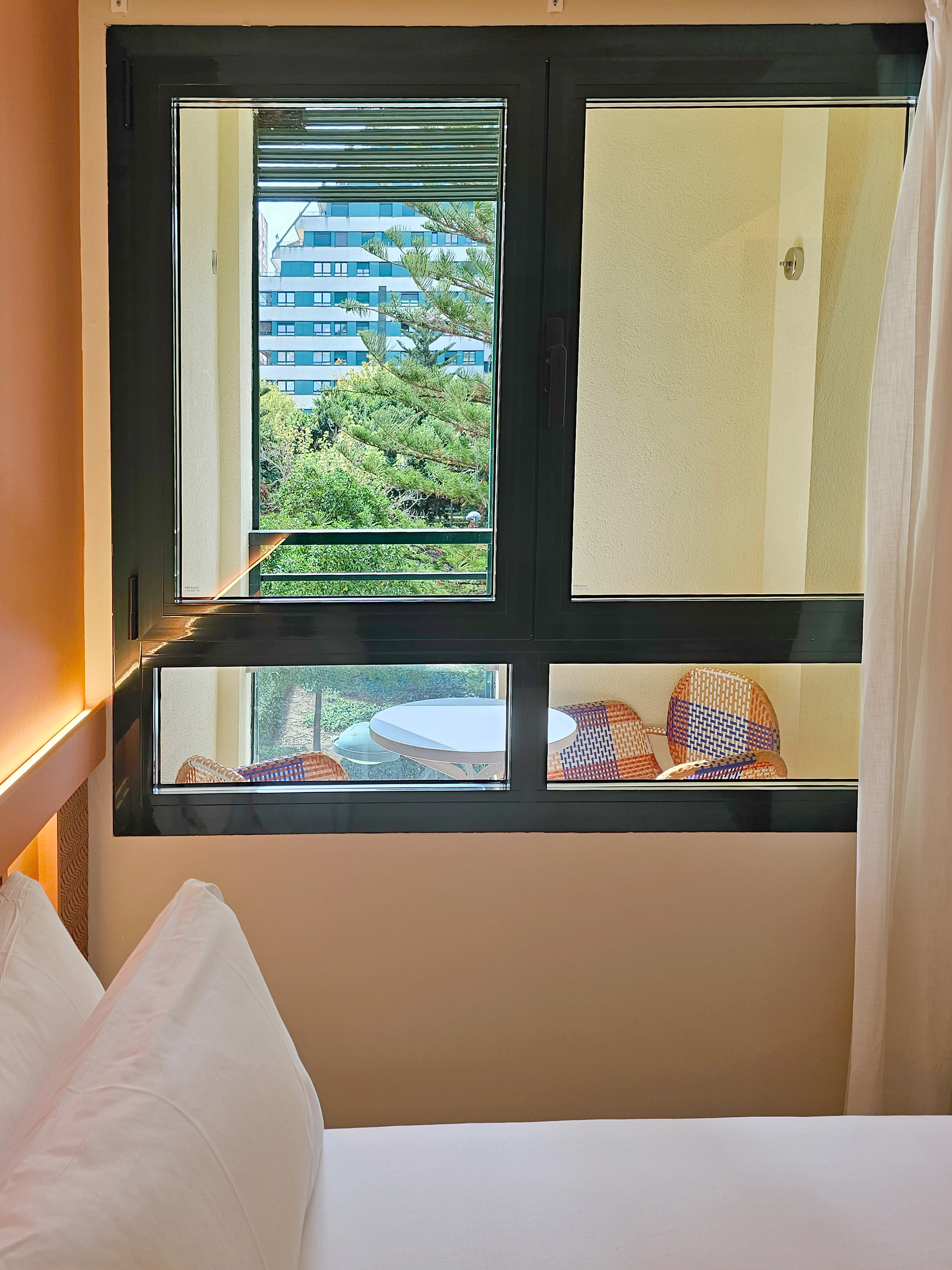 Apartamento de 1 dormitorio con balcón