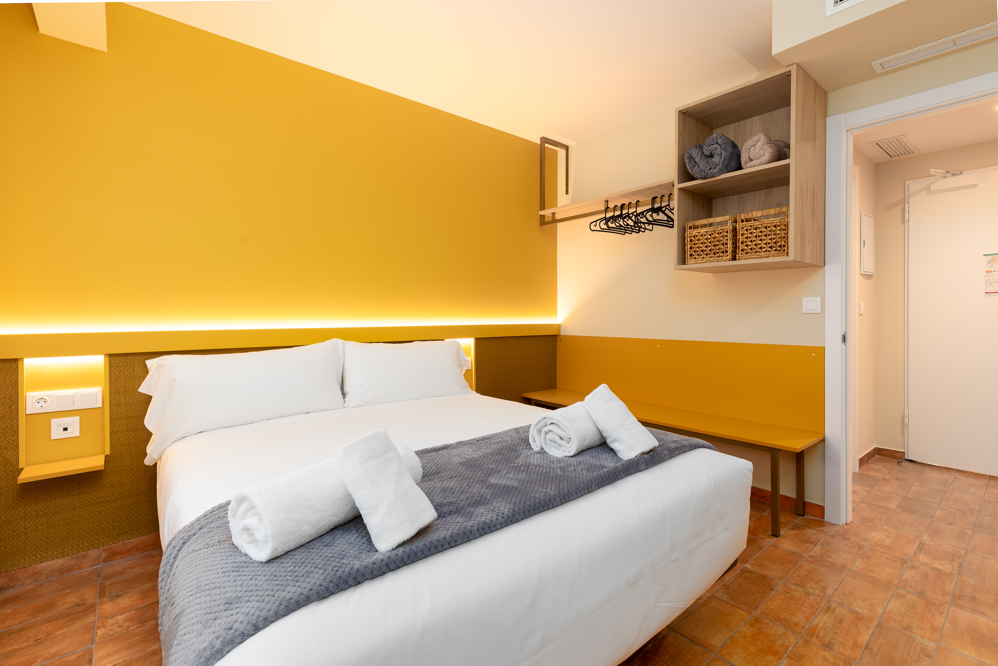 Apartamento de 1 dormitorio con balcón