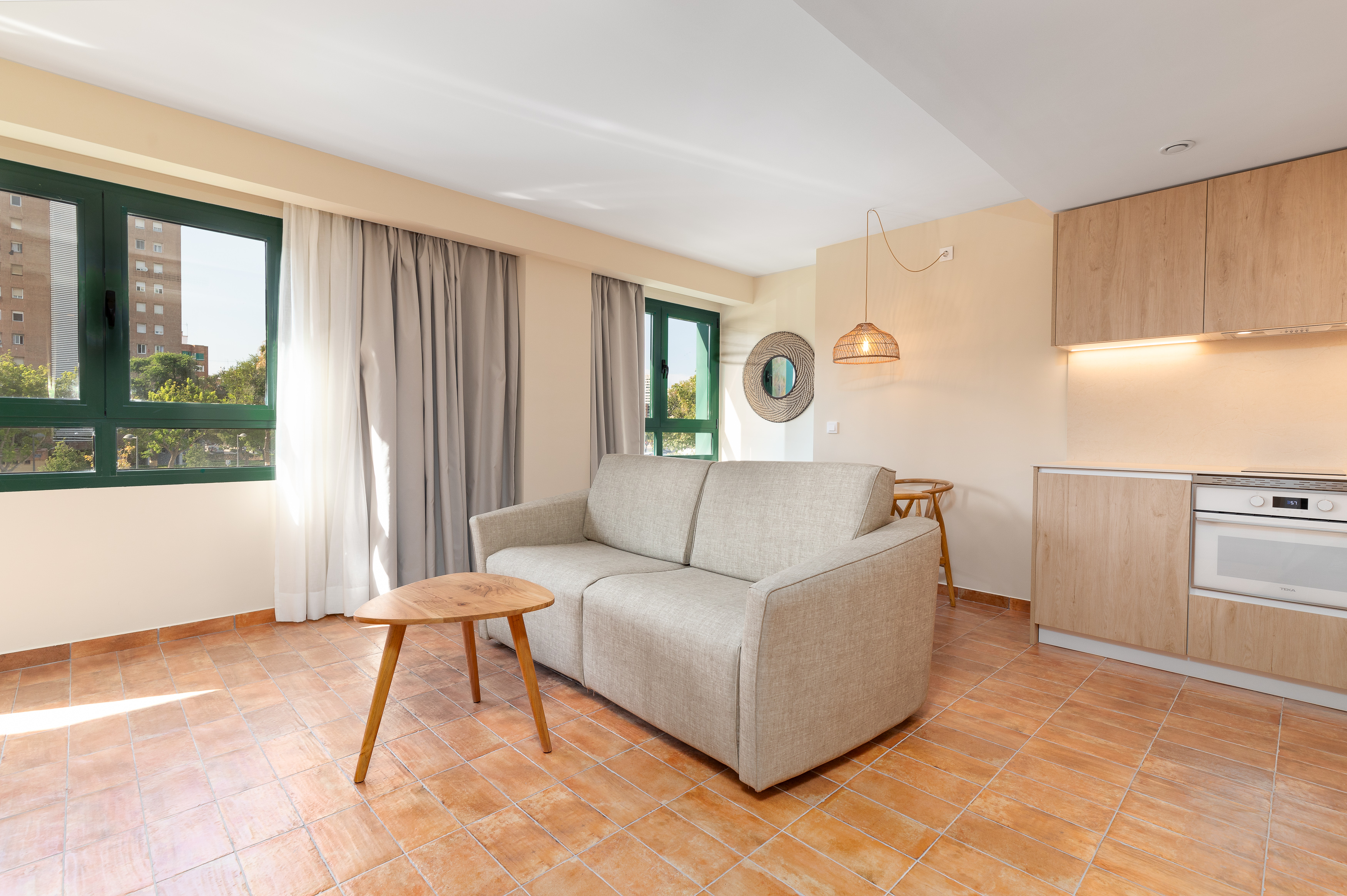 Apartment mit 1 schlafzimmer und balkon