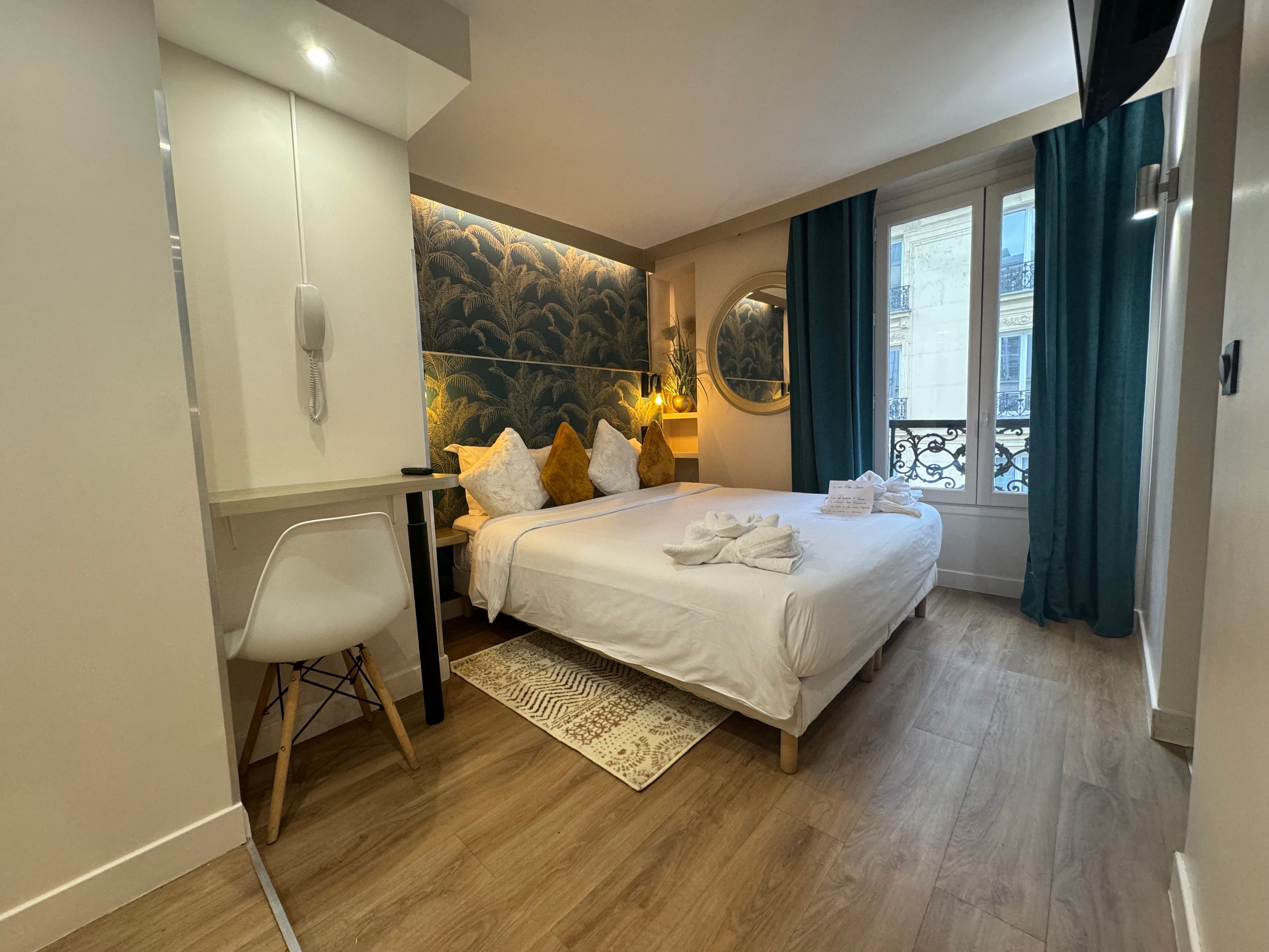 room detail thumbnail 0