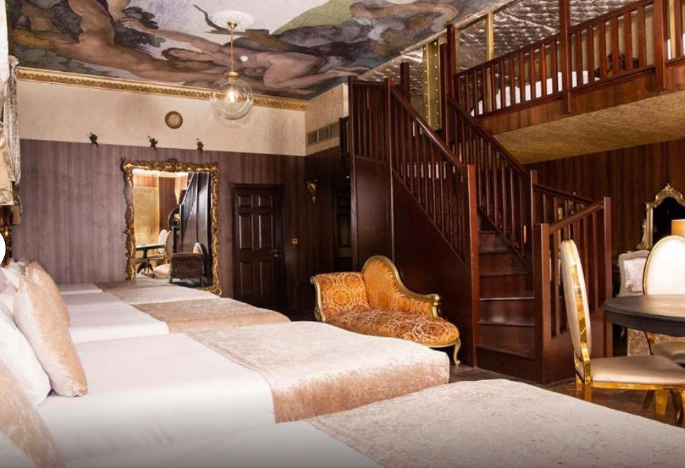 room detail thumbnail 1