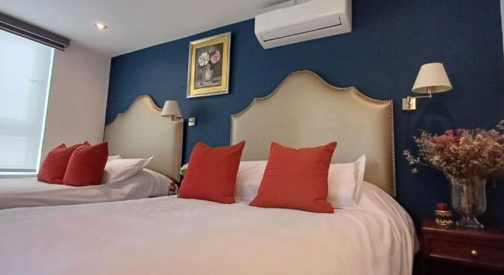 room detail thumbnail 0