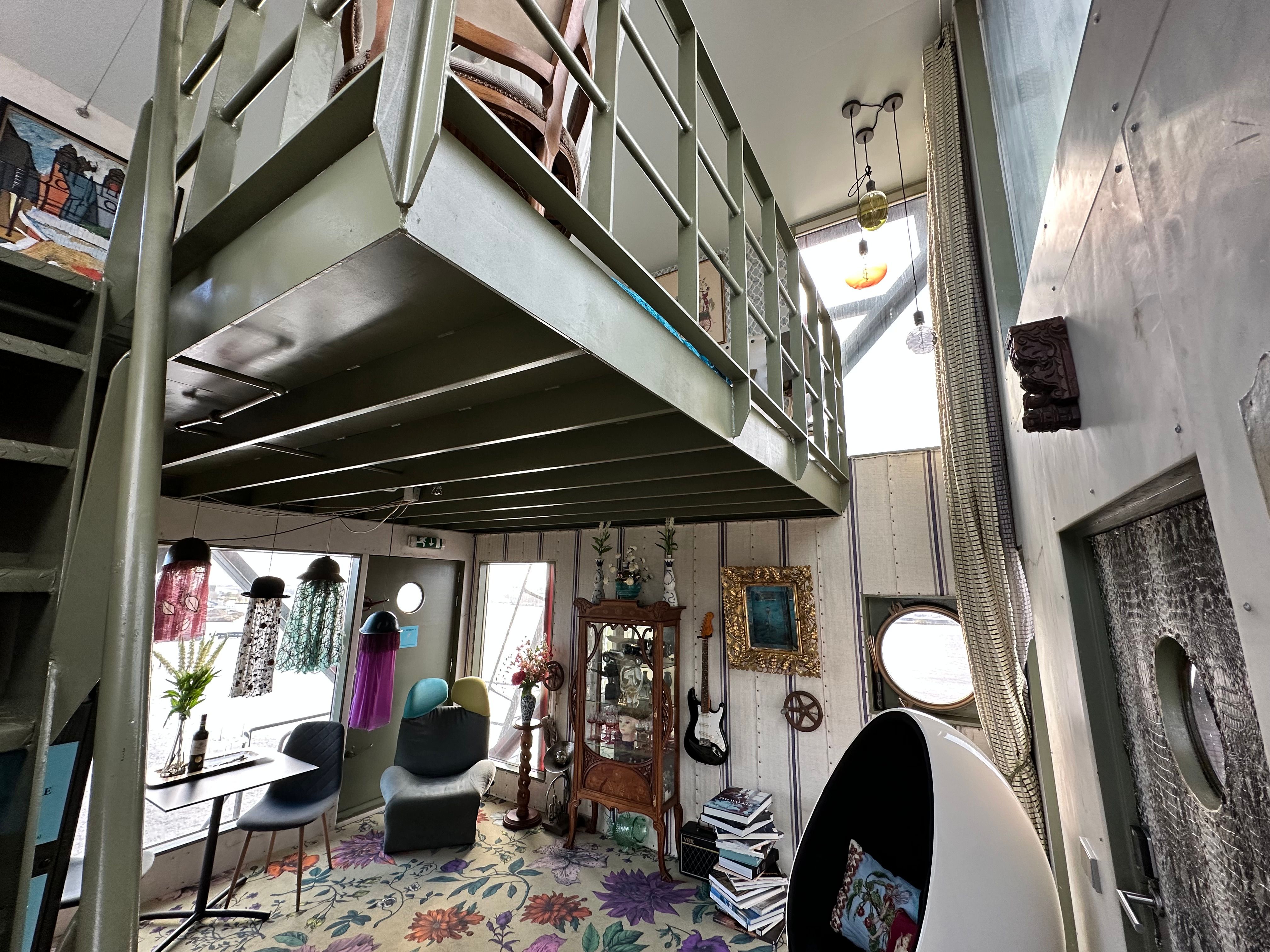room detail thumbnail 0