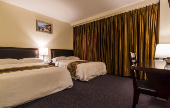 room detail thumbnail 0