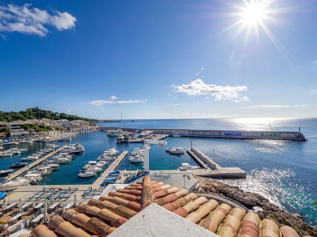 Hostal port corona , Cala Rajada