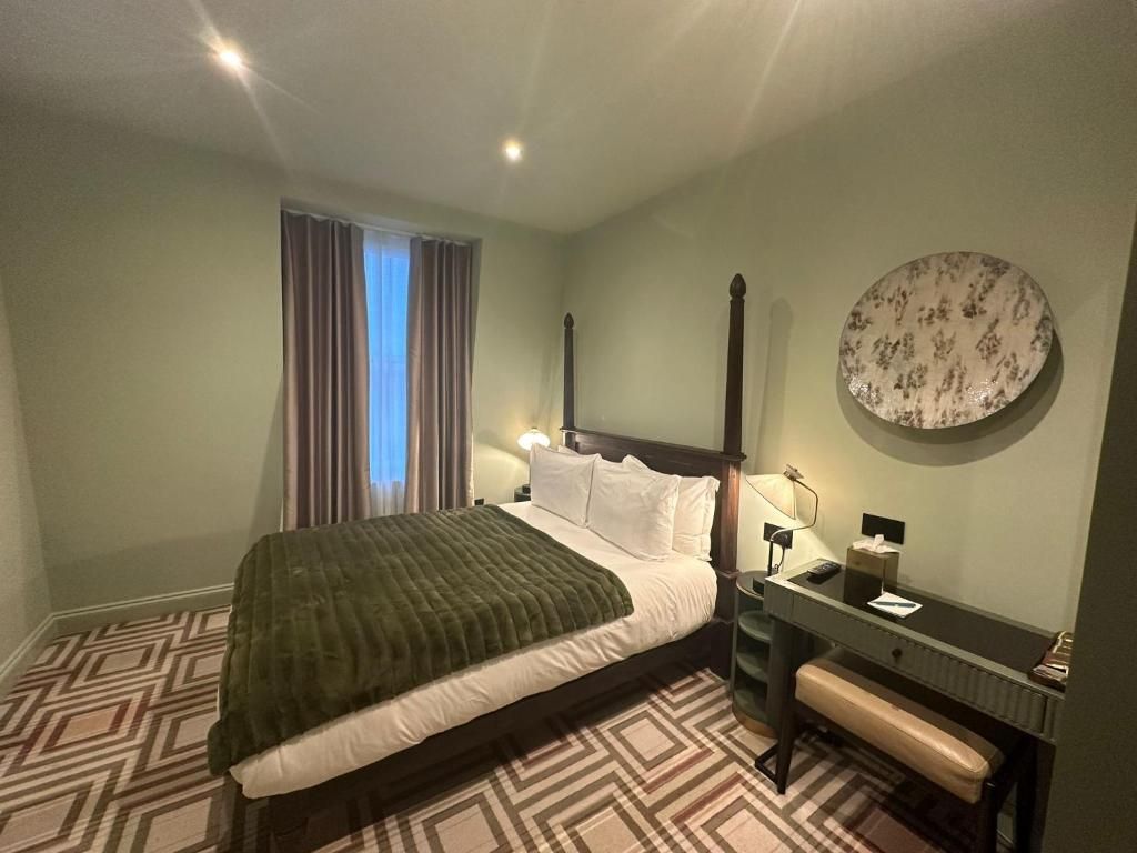 room detail thumbnail 0