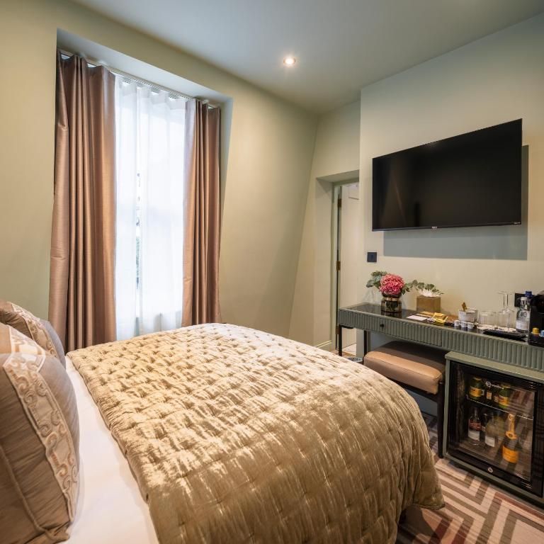 room detail thumbnail 0