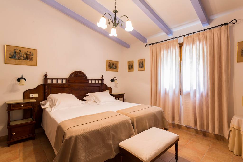 One-bedroom apartment with balcony