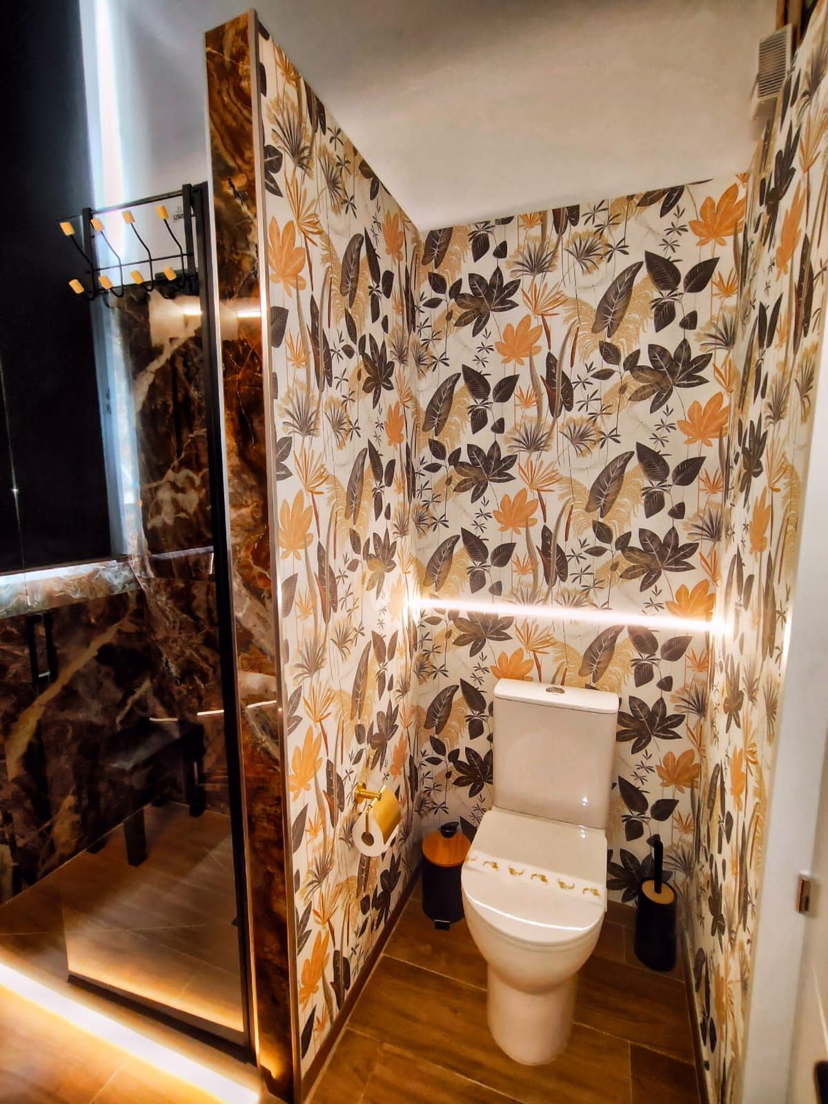 Buendía suites apartamentos, Torremolinos