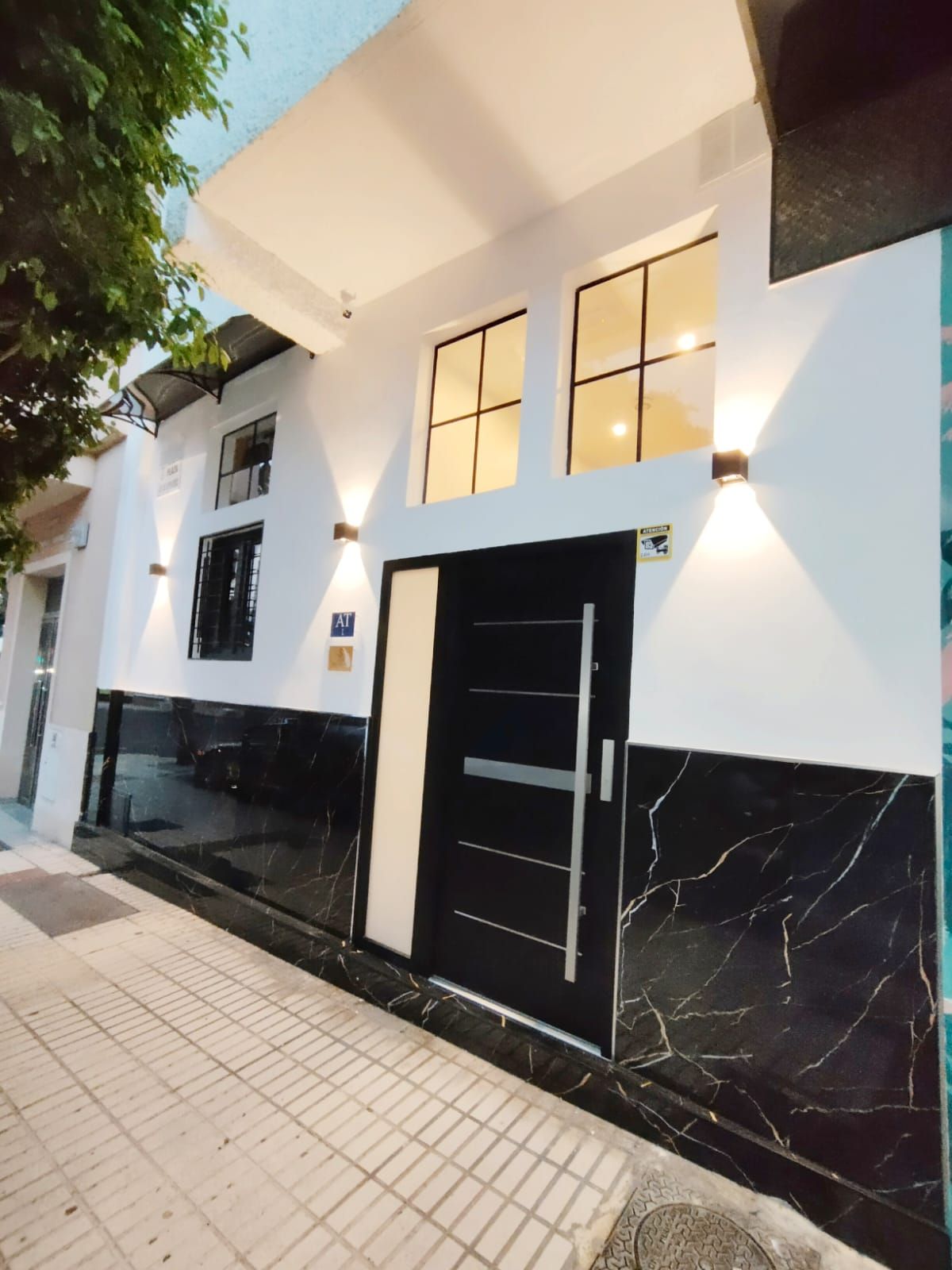 Buendía suites apartamentos, Torremolinos