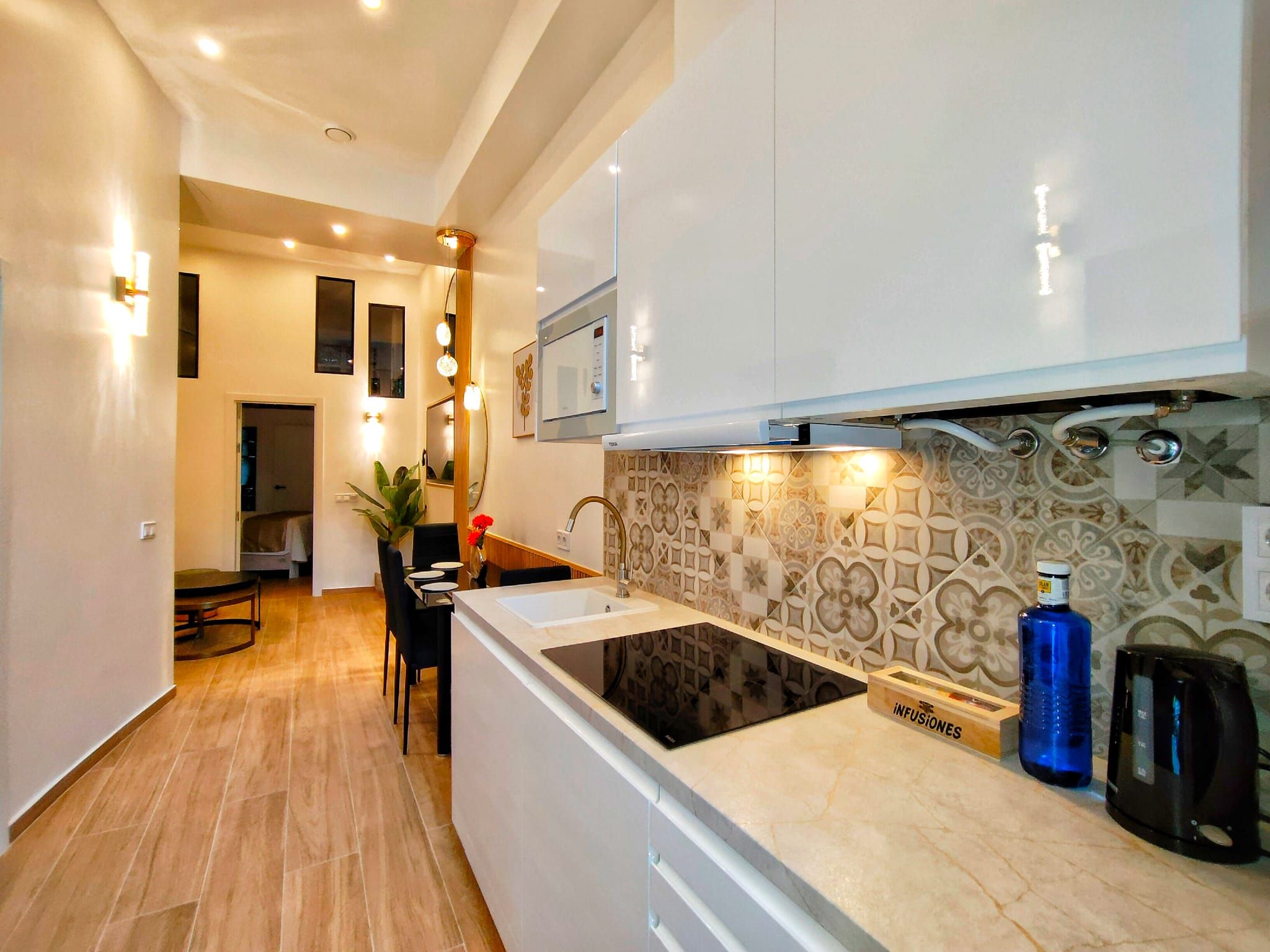 Buendía suites apartamentos, Torremolinos