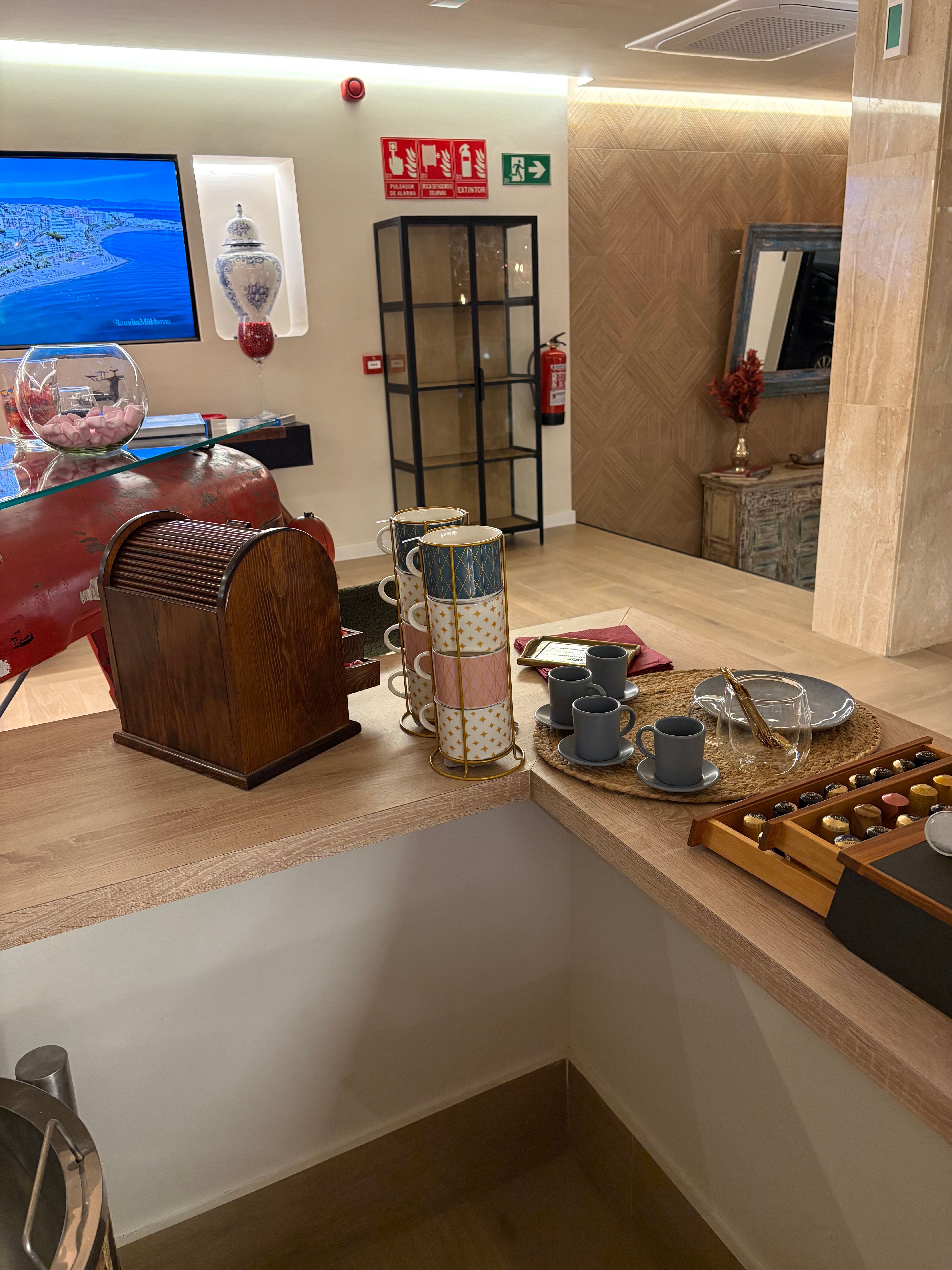 Buendía suites apartamentos, Torremolinos