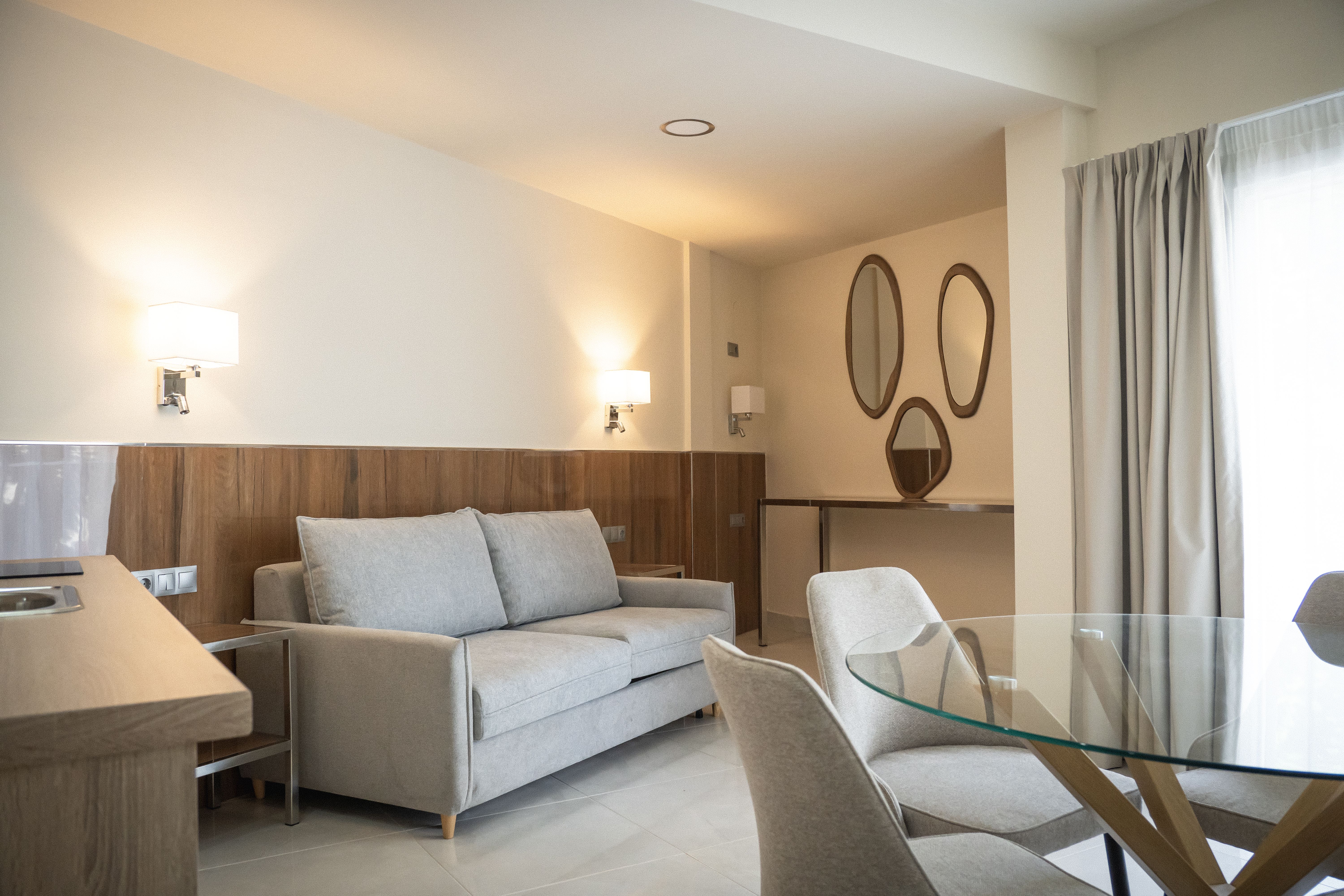 Buendía suites apartamentos, Torremolinos