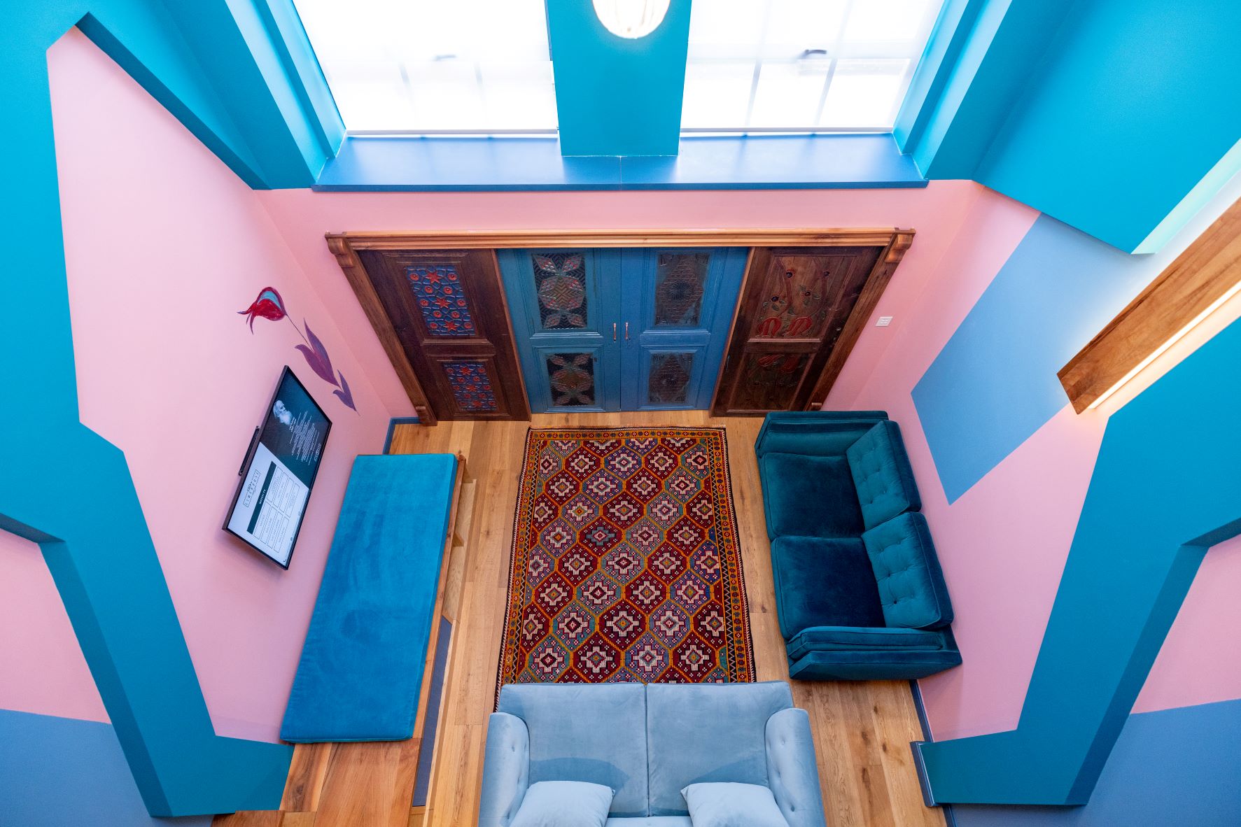 room detail thumbnail 1