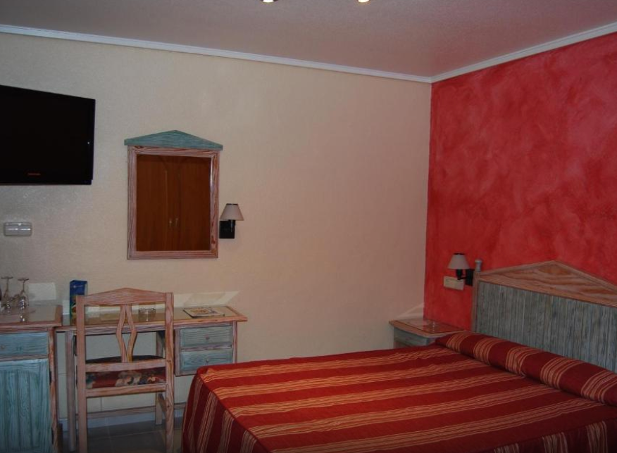 Classic-zimmer mit queensize-bett