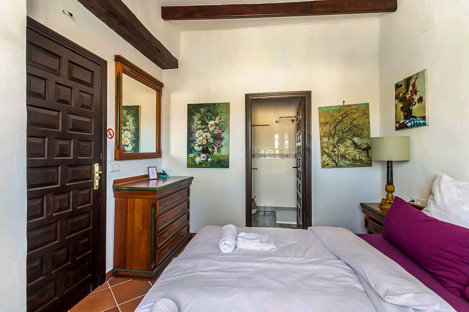 Standard double room with mountain view