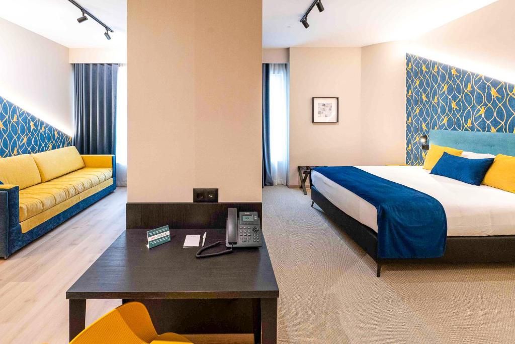 Hotel pathos by mimood aparthotels, València