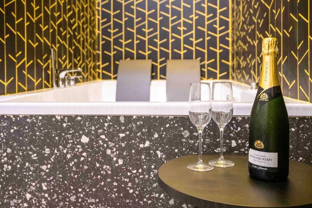 Hotel pathos by mimood aparthotels, València
