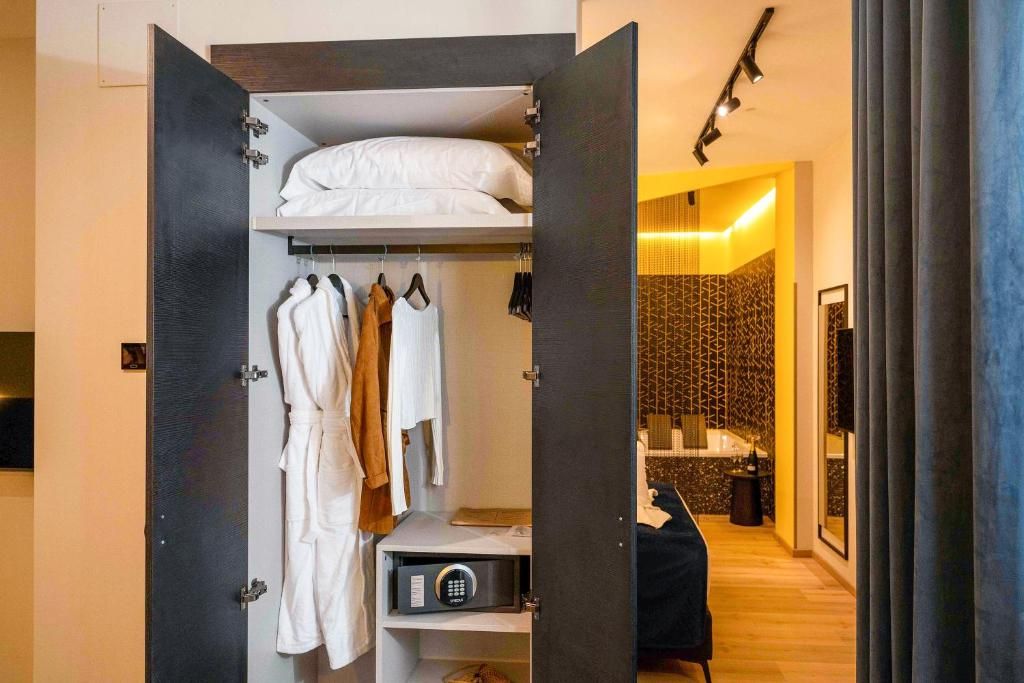 Hotel pathos by mimood aparthotels, València