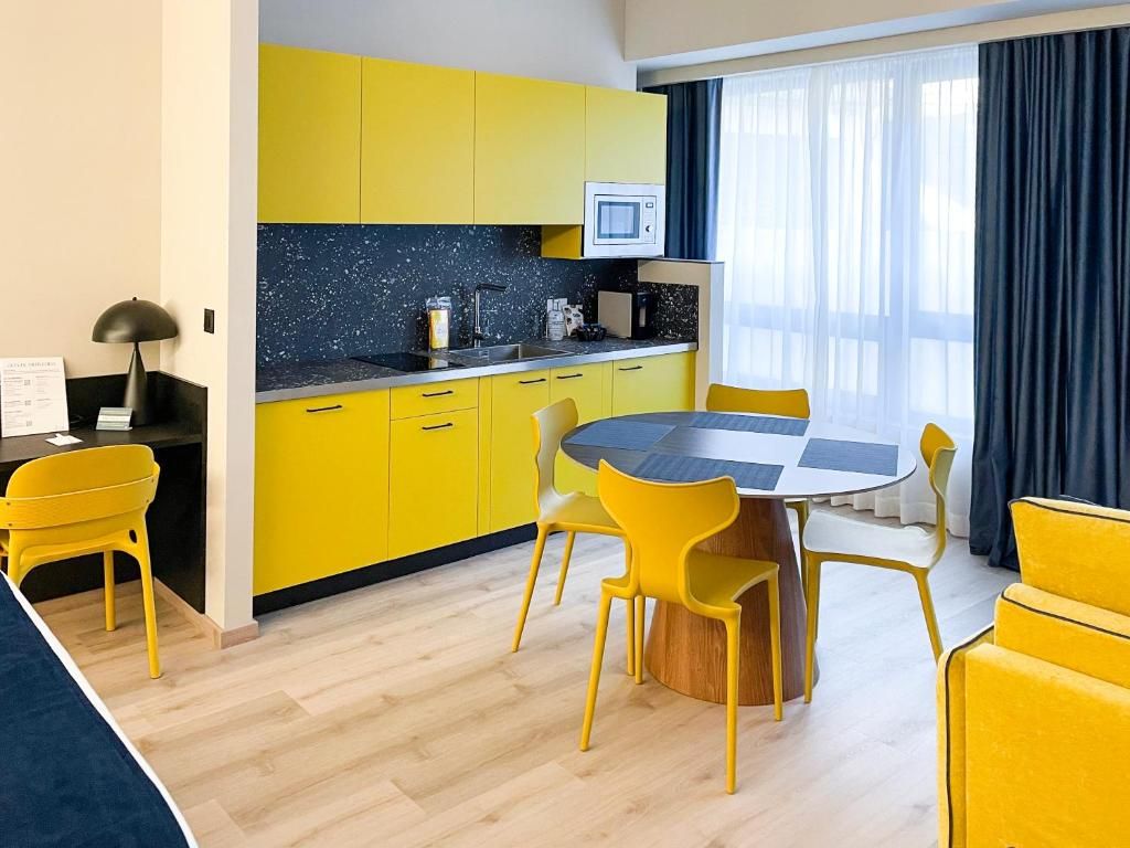 Hotel pathos by mimood aparthotels, València