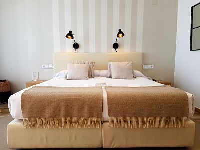 Habitación doble con vistas al mar