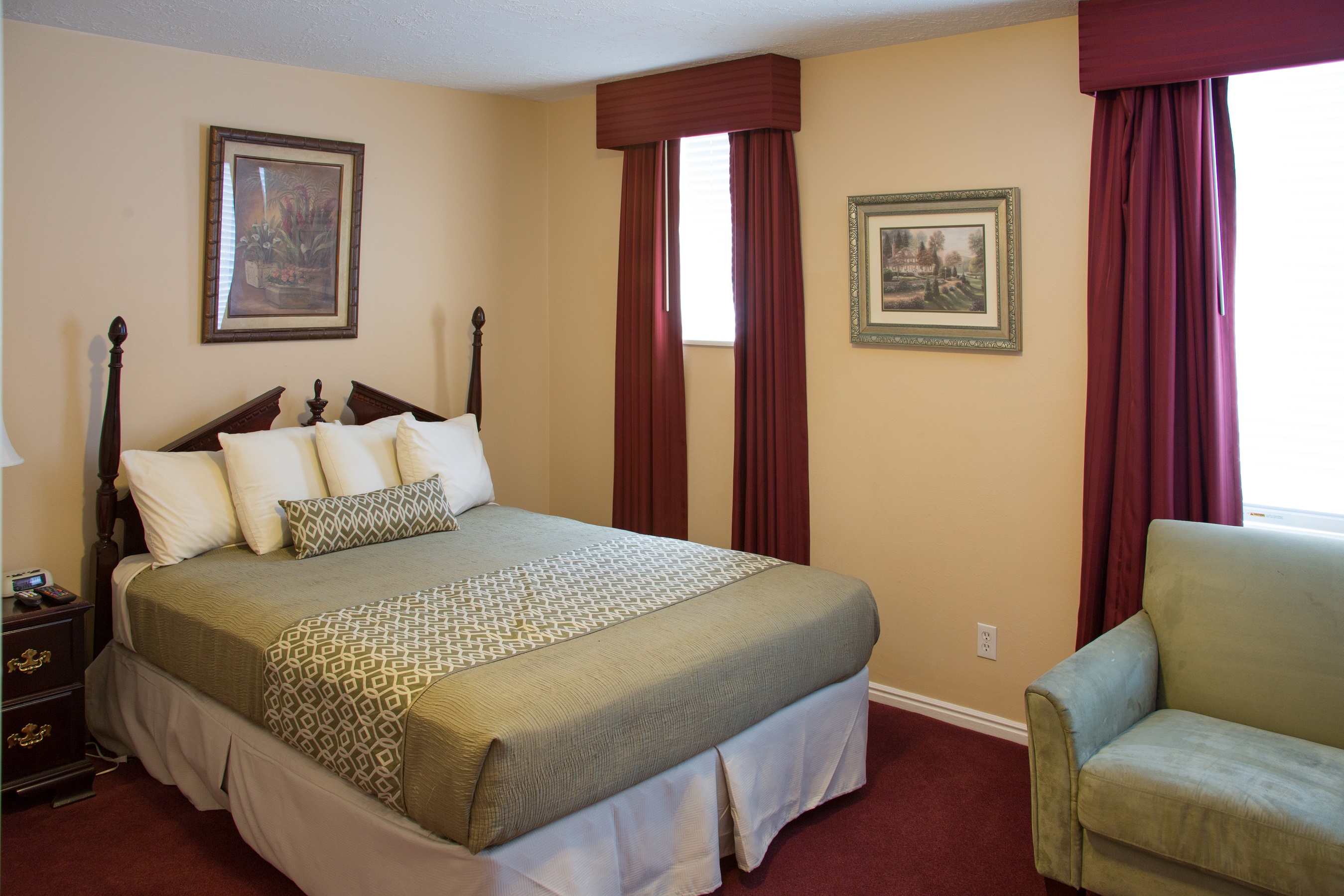 room detail thumbnail 0