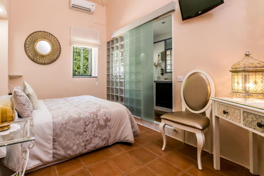 Standard double room