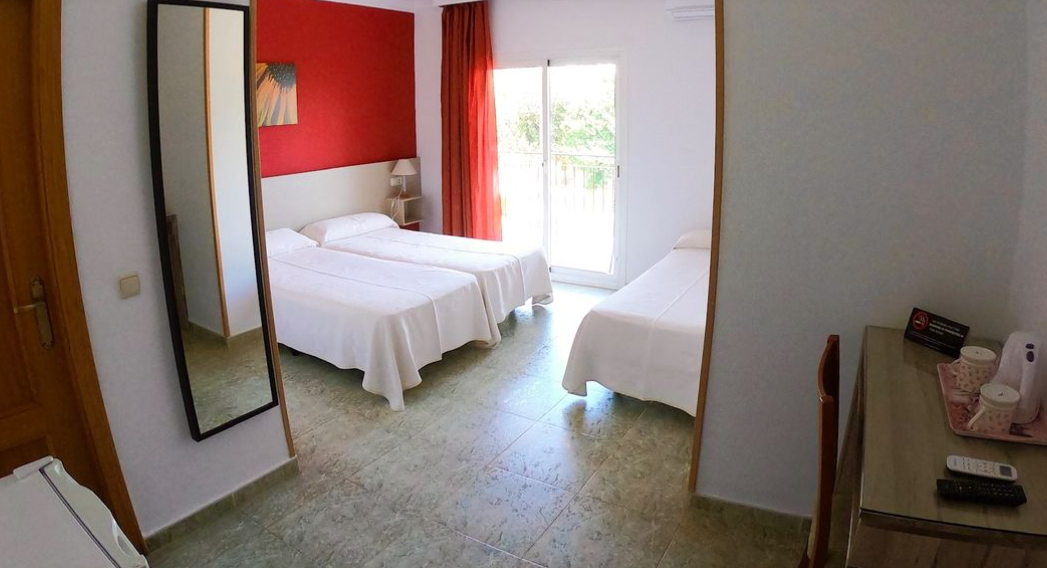 Dreibettzimmer