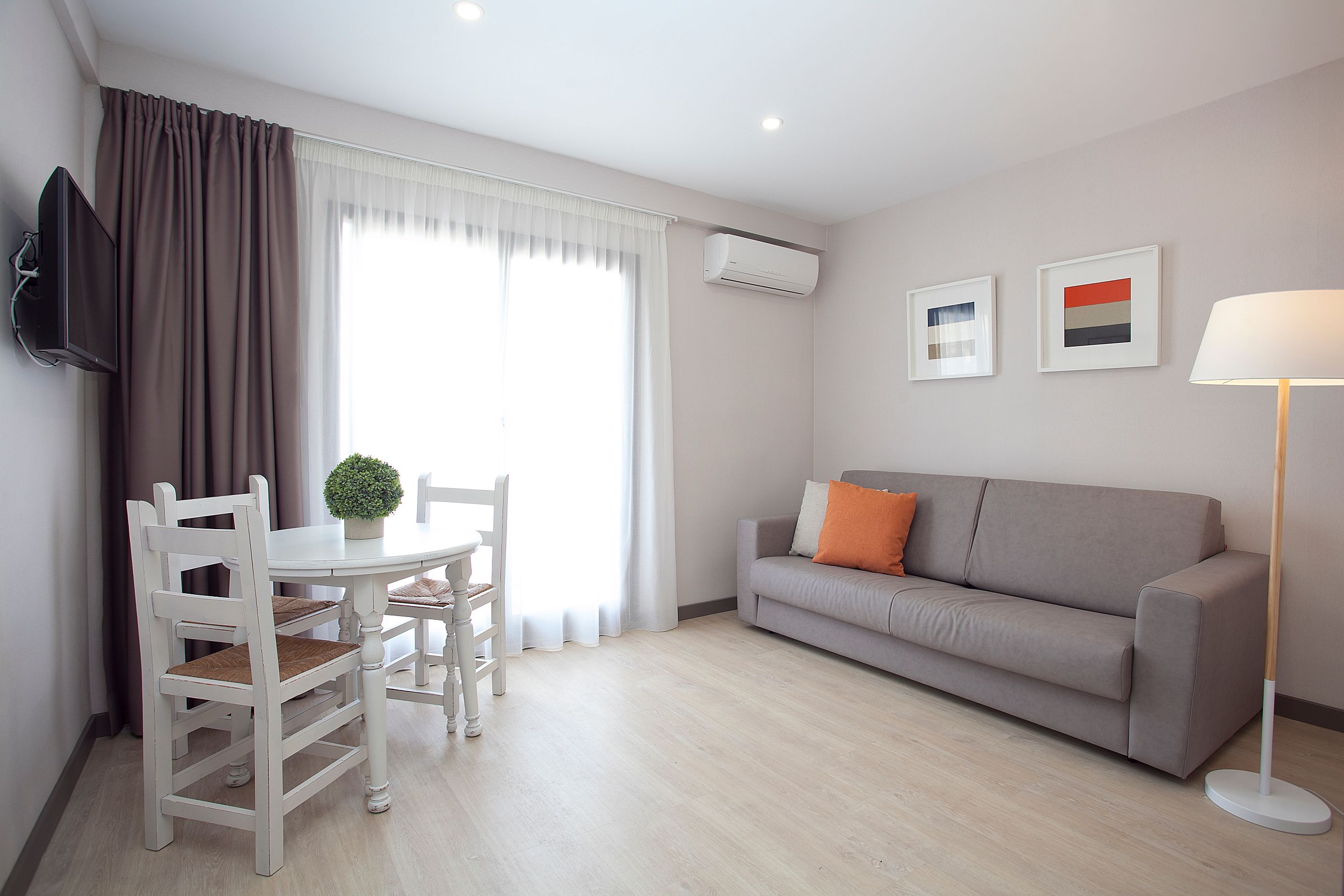 Apartamentos ribera 