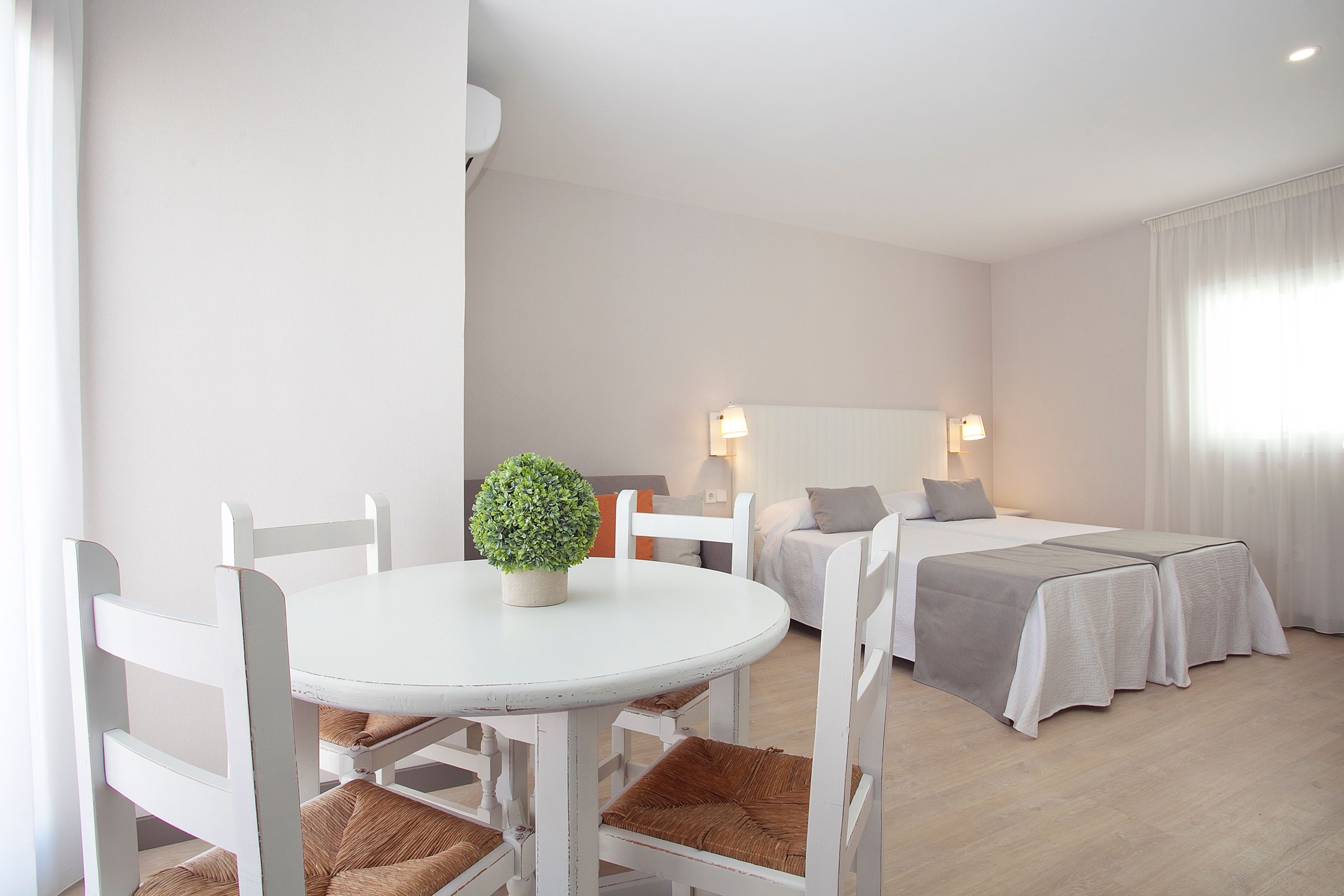 Apartamentos ribera, Benidorm
