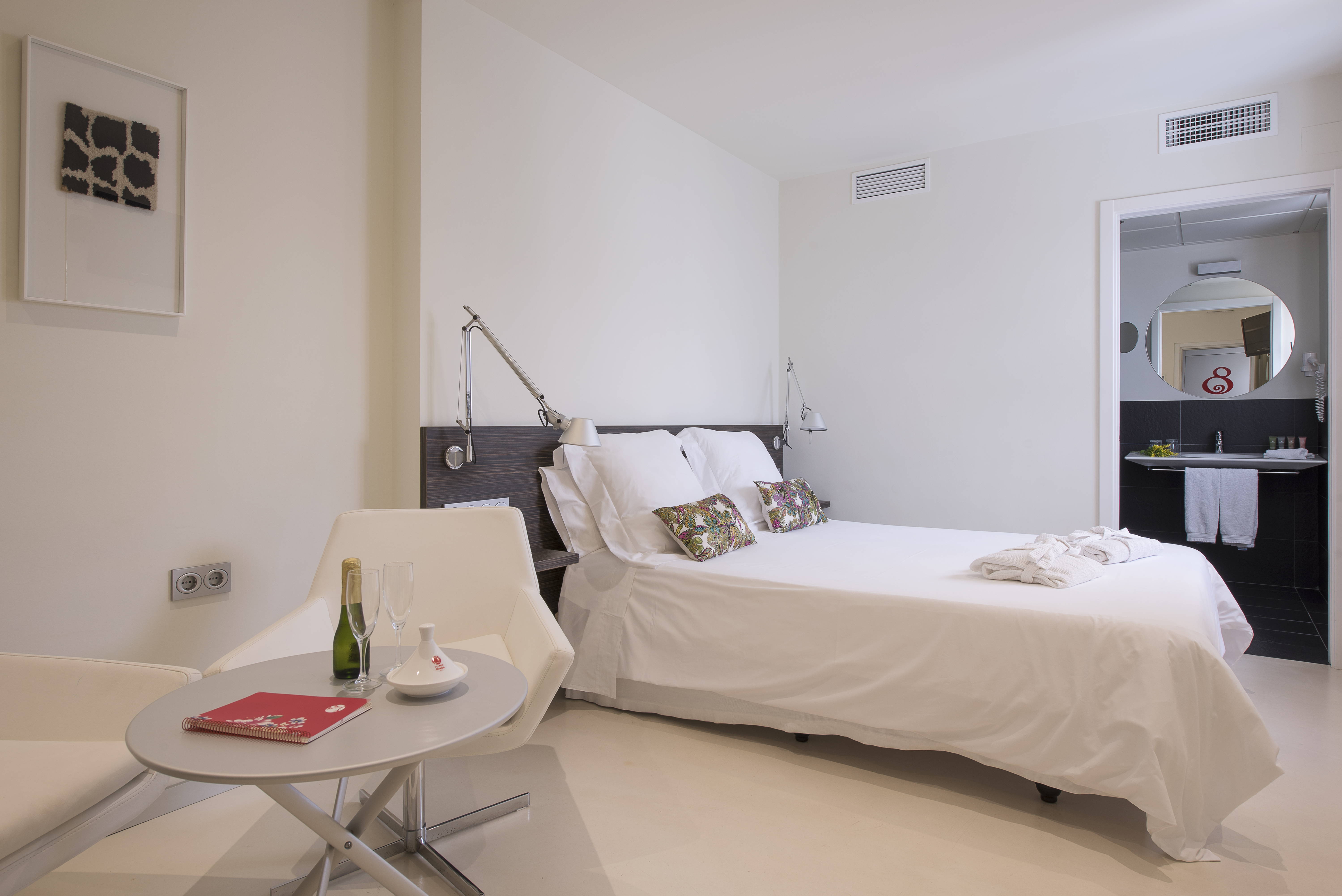 Deluxe double or twin room
