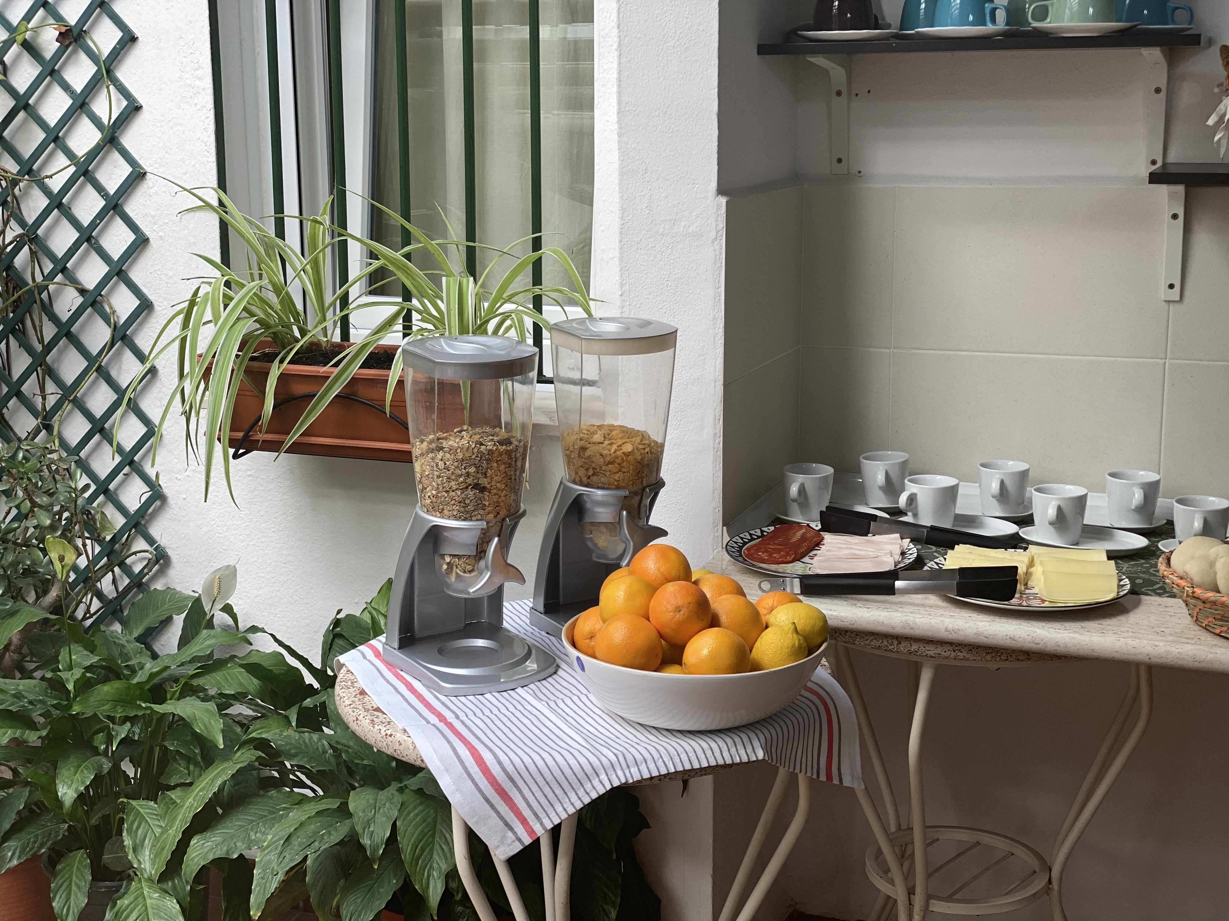 Hostal azahara nerja , Nerja