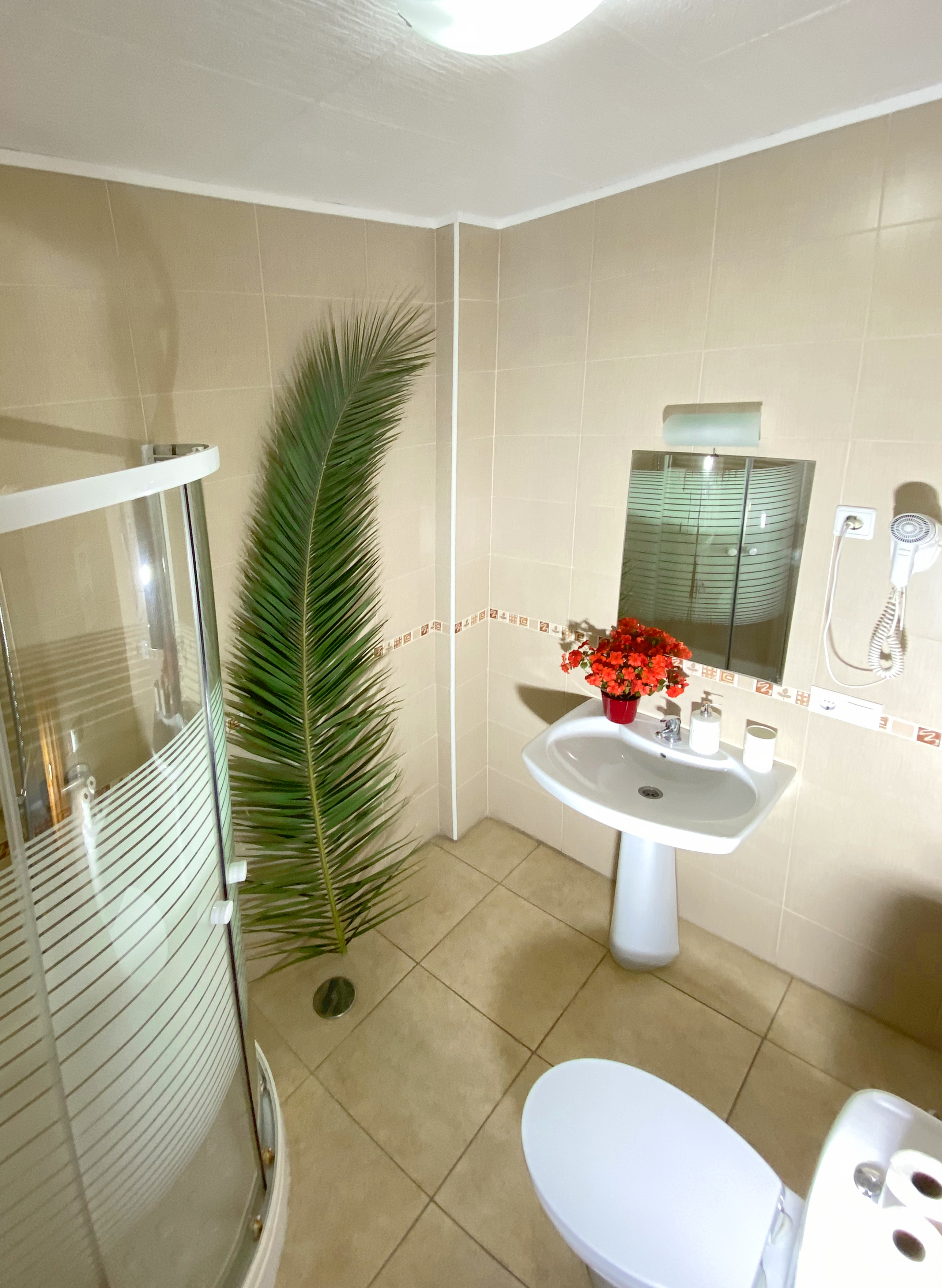 Hostal azahara nerja , Nerja