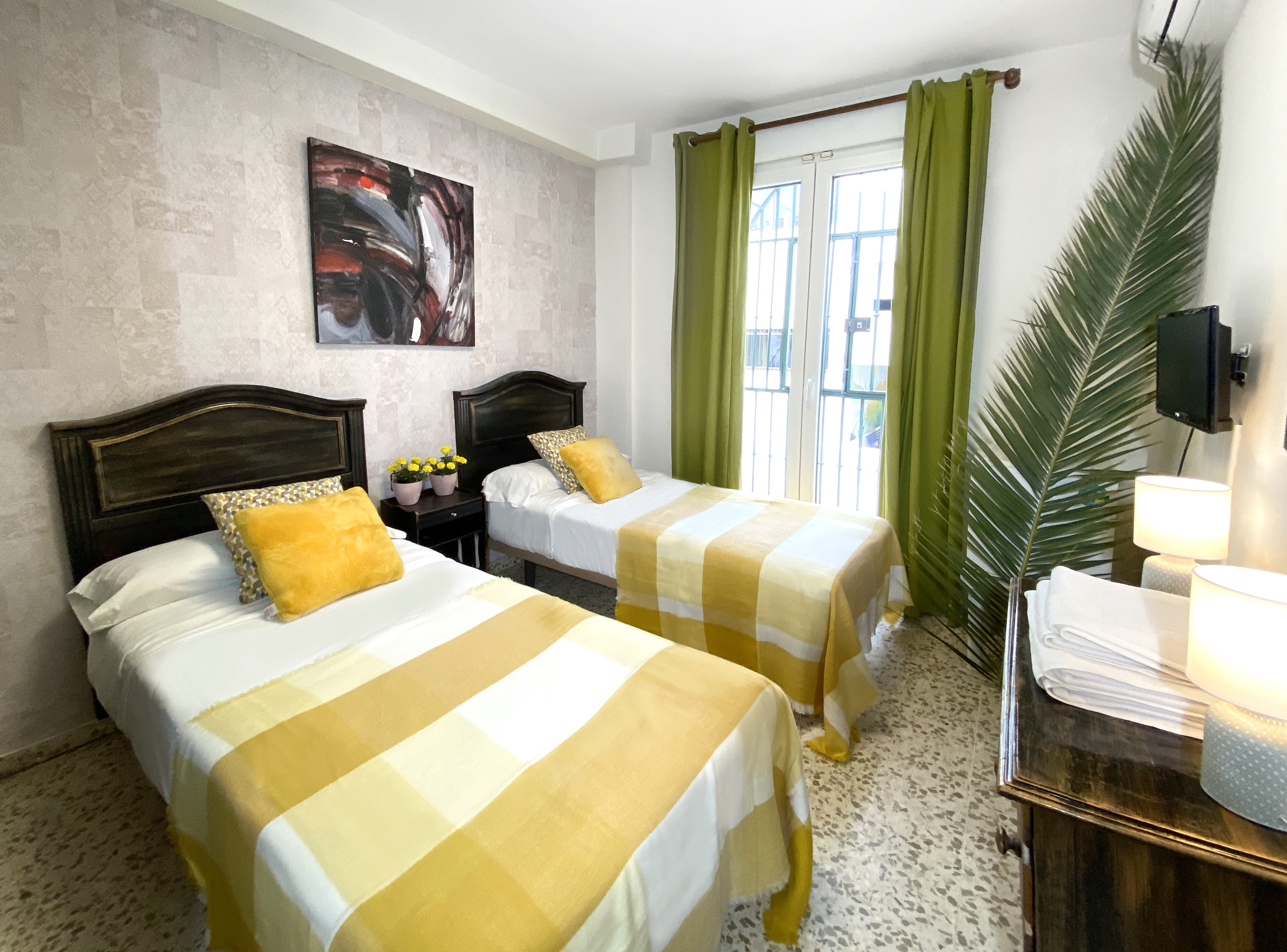Hostal azahara nerja , Nerja