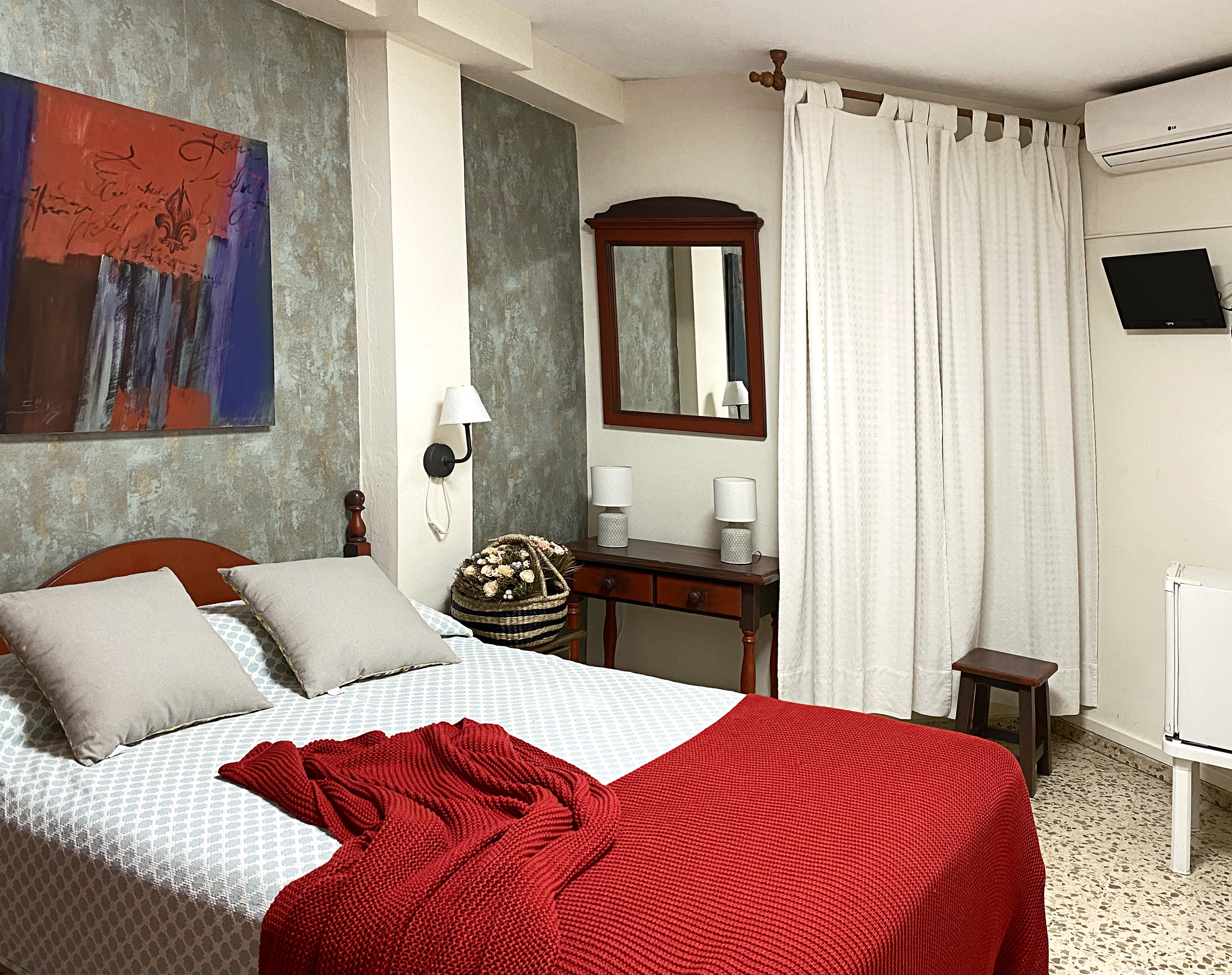 Hostal azahara nerja , Nerja