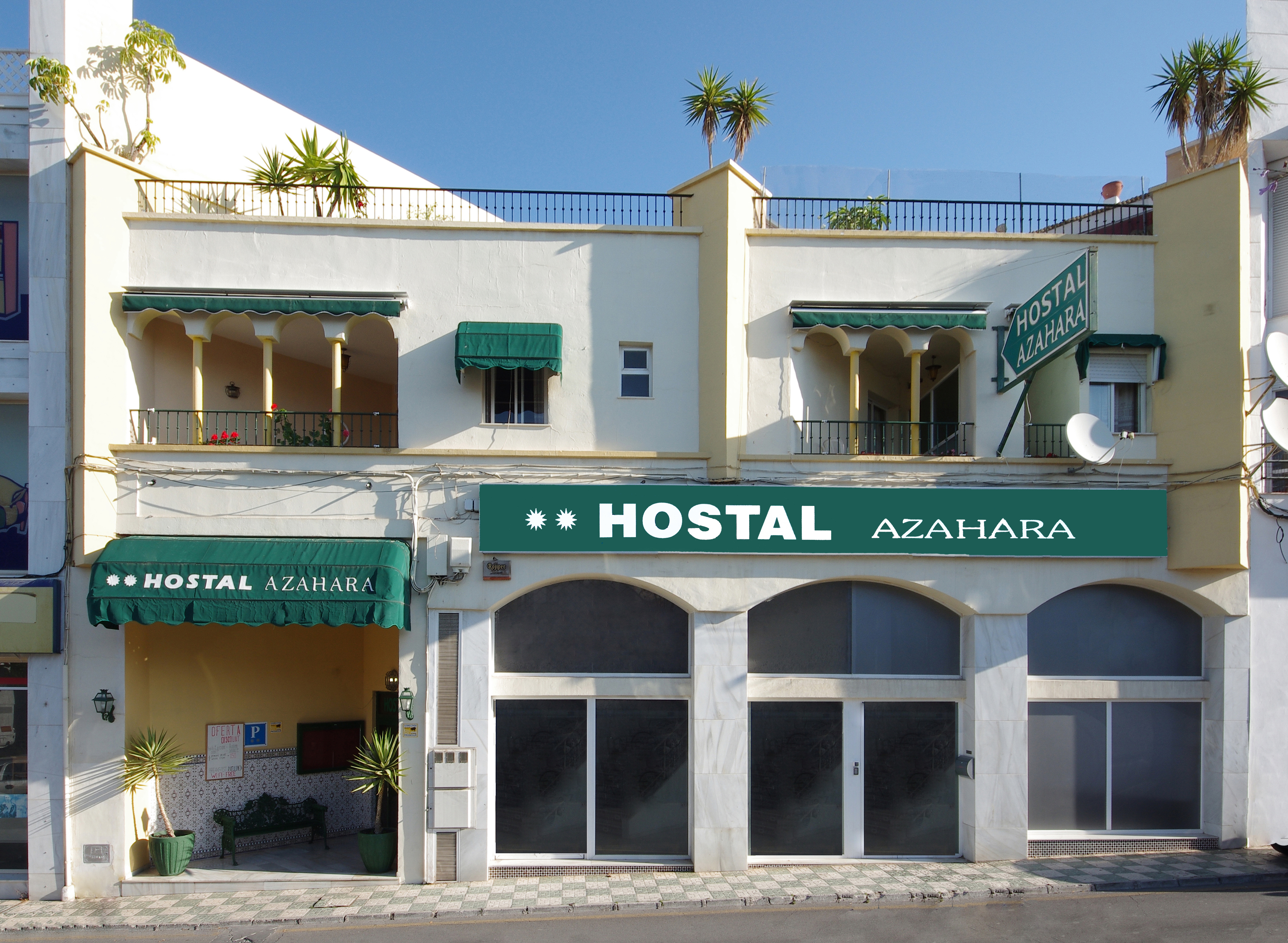 Hostal azahara nerja , Nerja