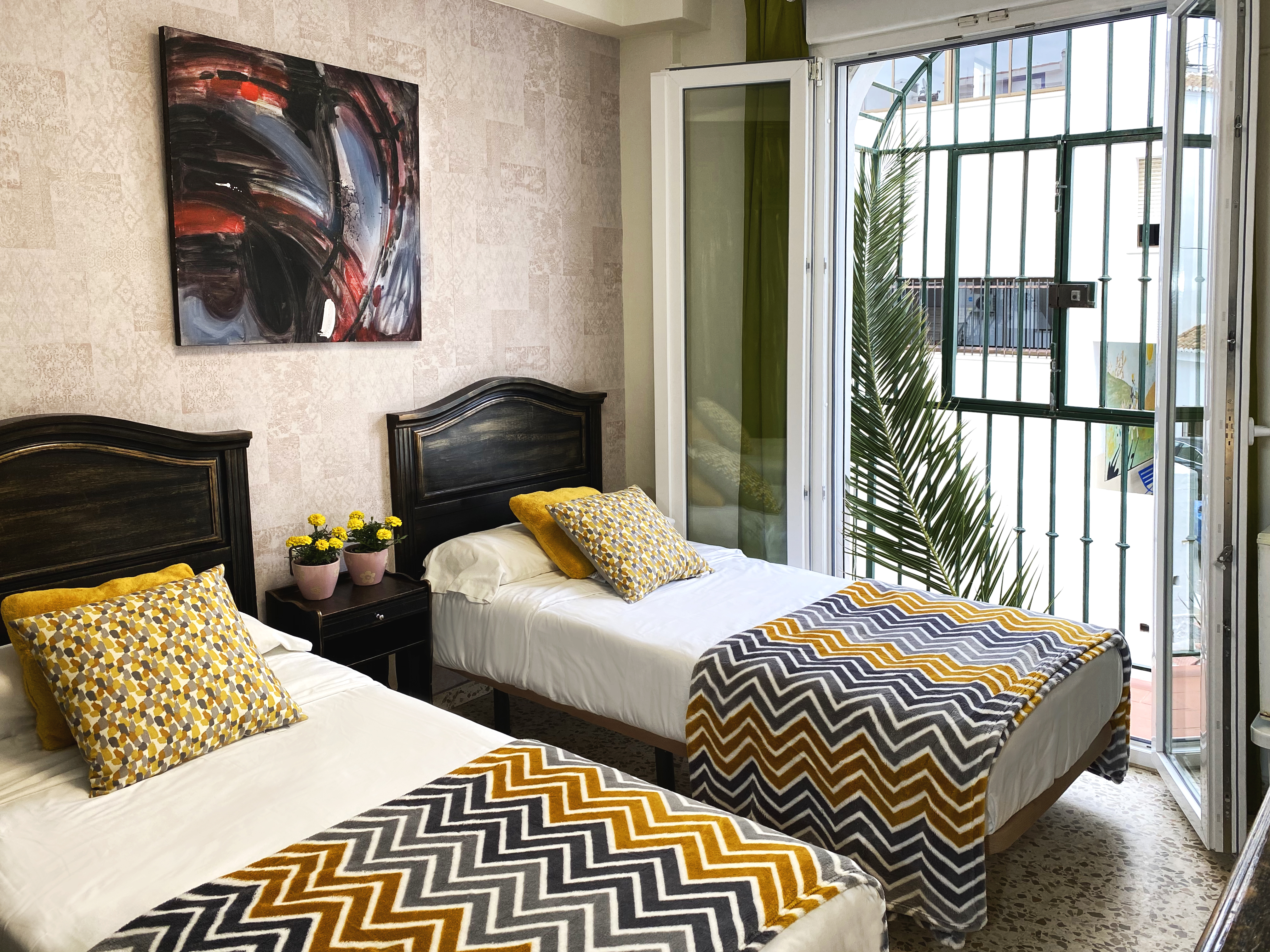 Hostal azahara nerja , Nerja