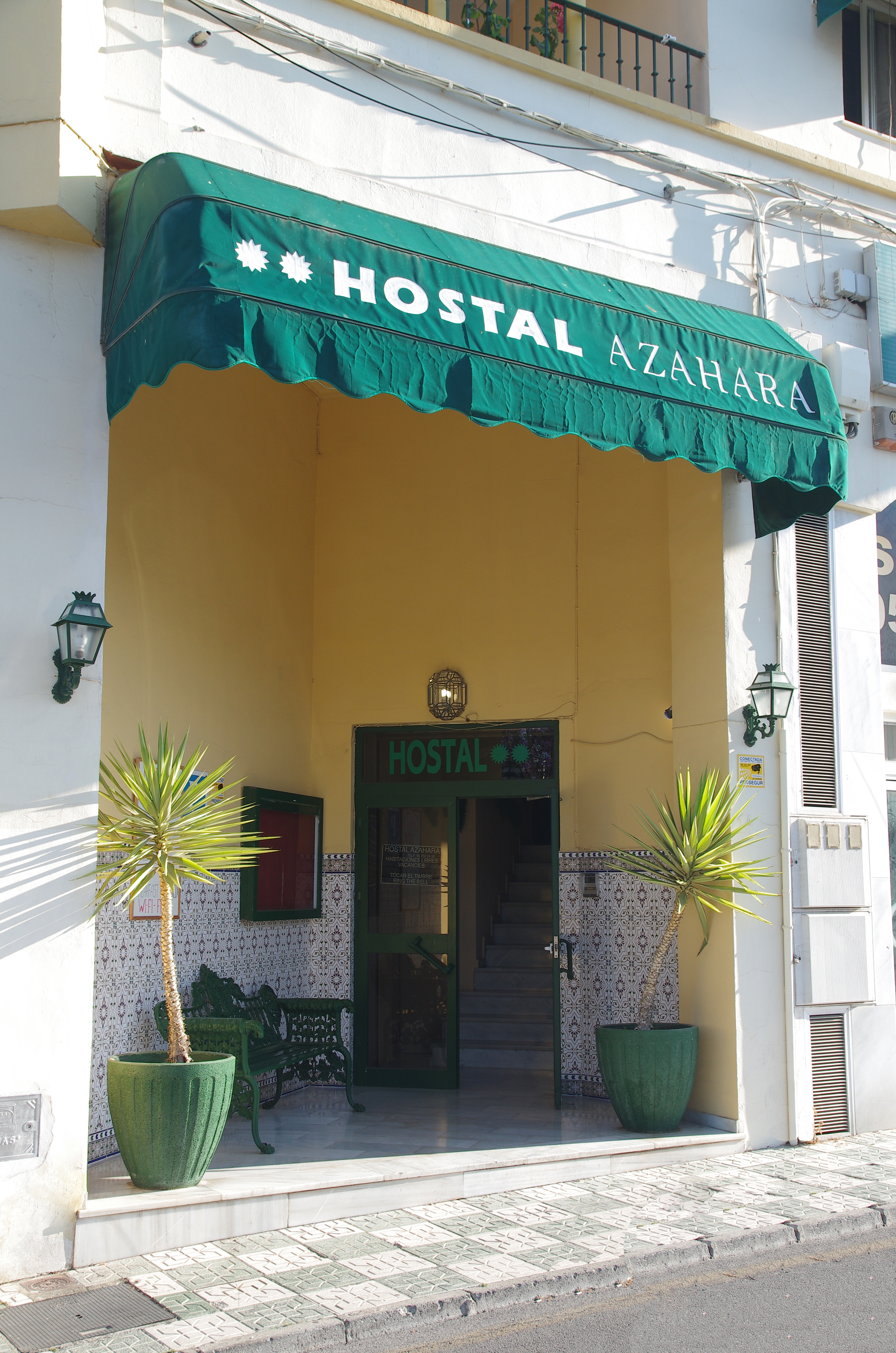 Hostal azahara nerja , Nerja