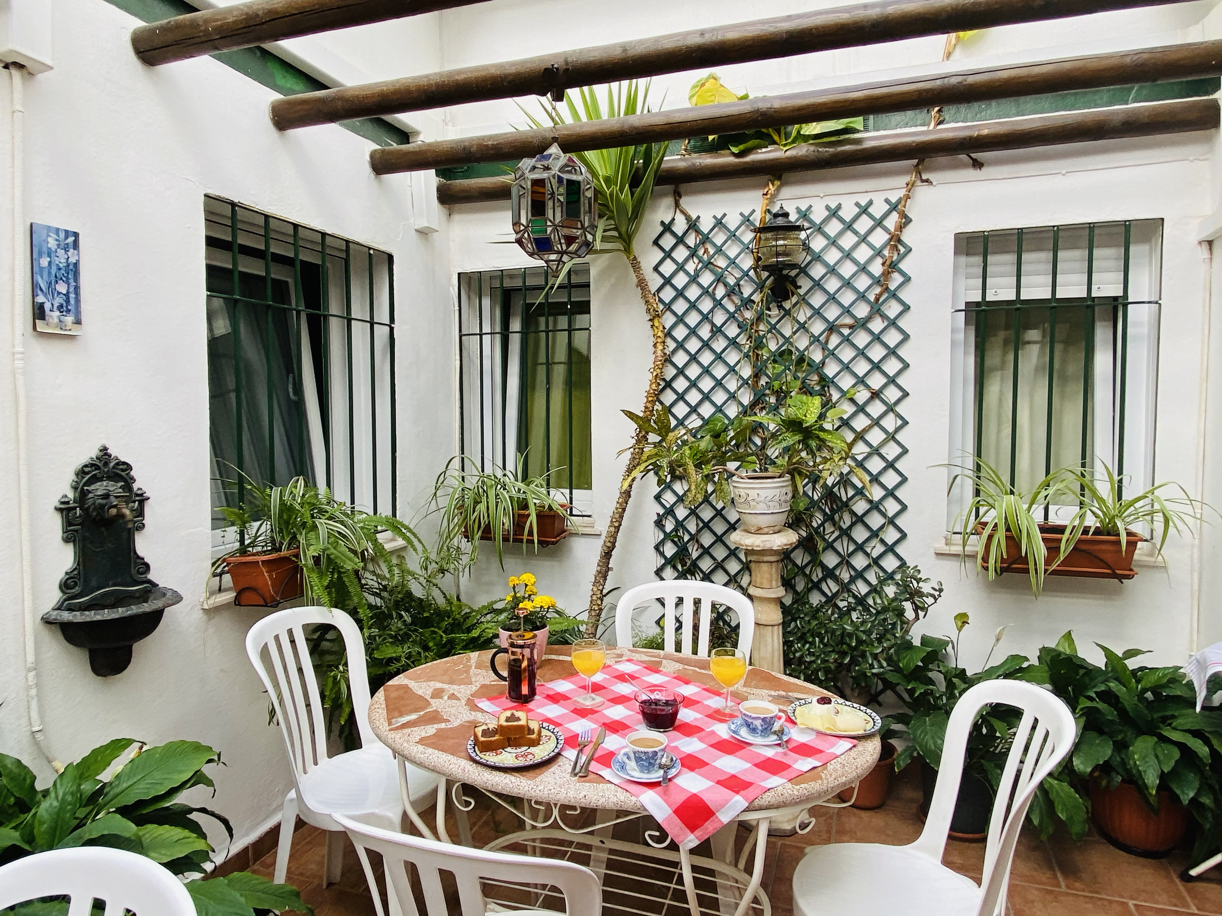 Hostal azahara nerja , Nerja