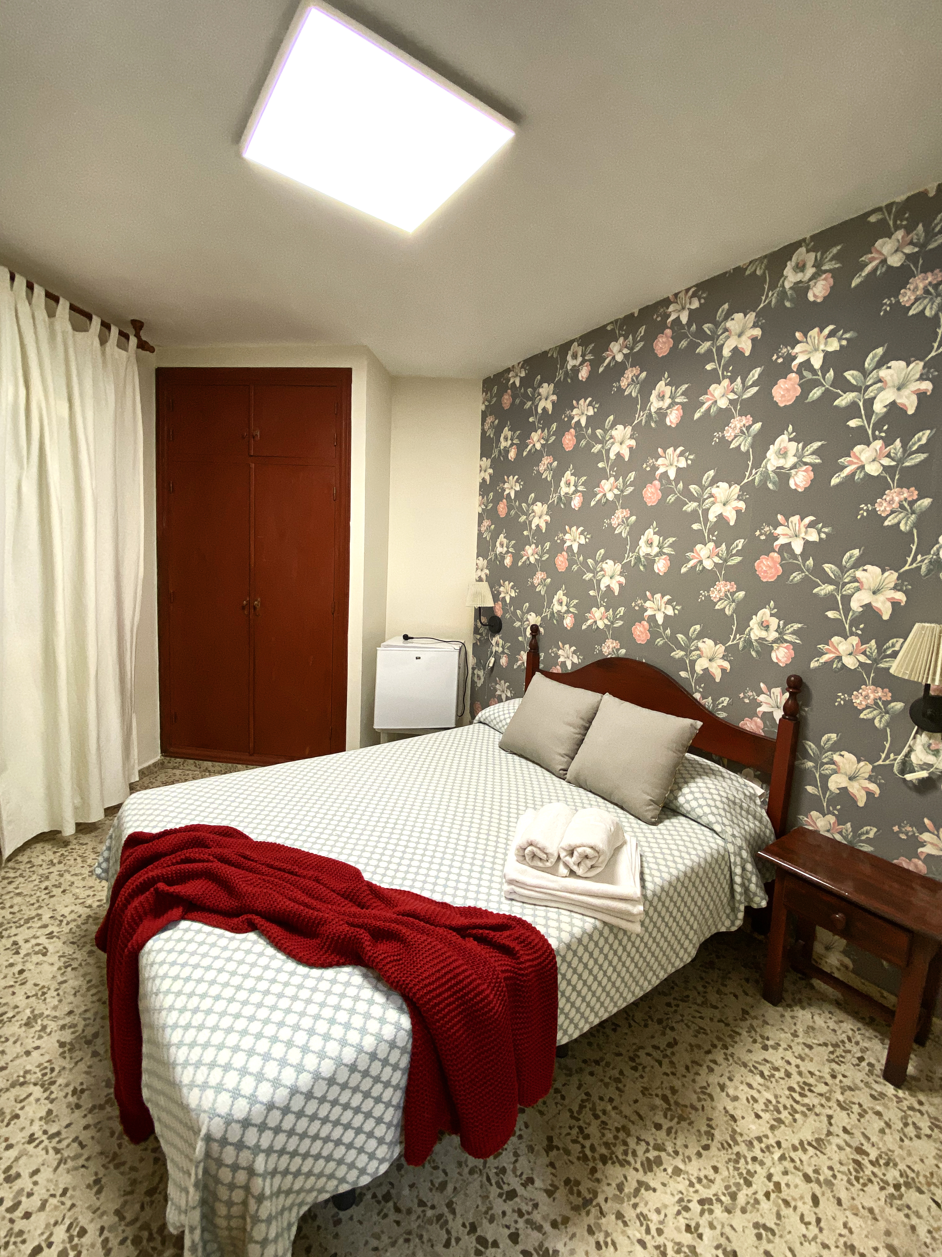 Hostal azahara nerja , Nerja