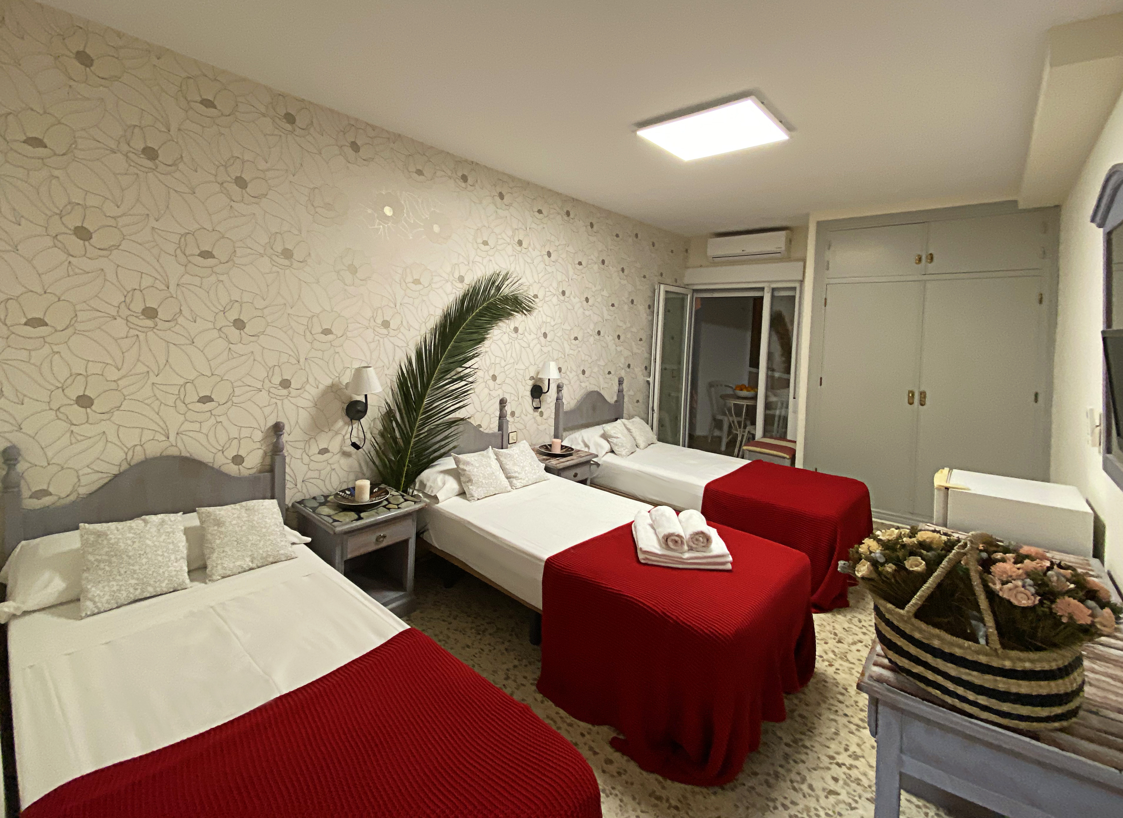 Hostal azahara nerja , Nerja