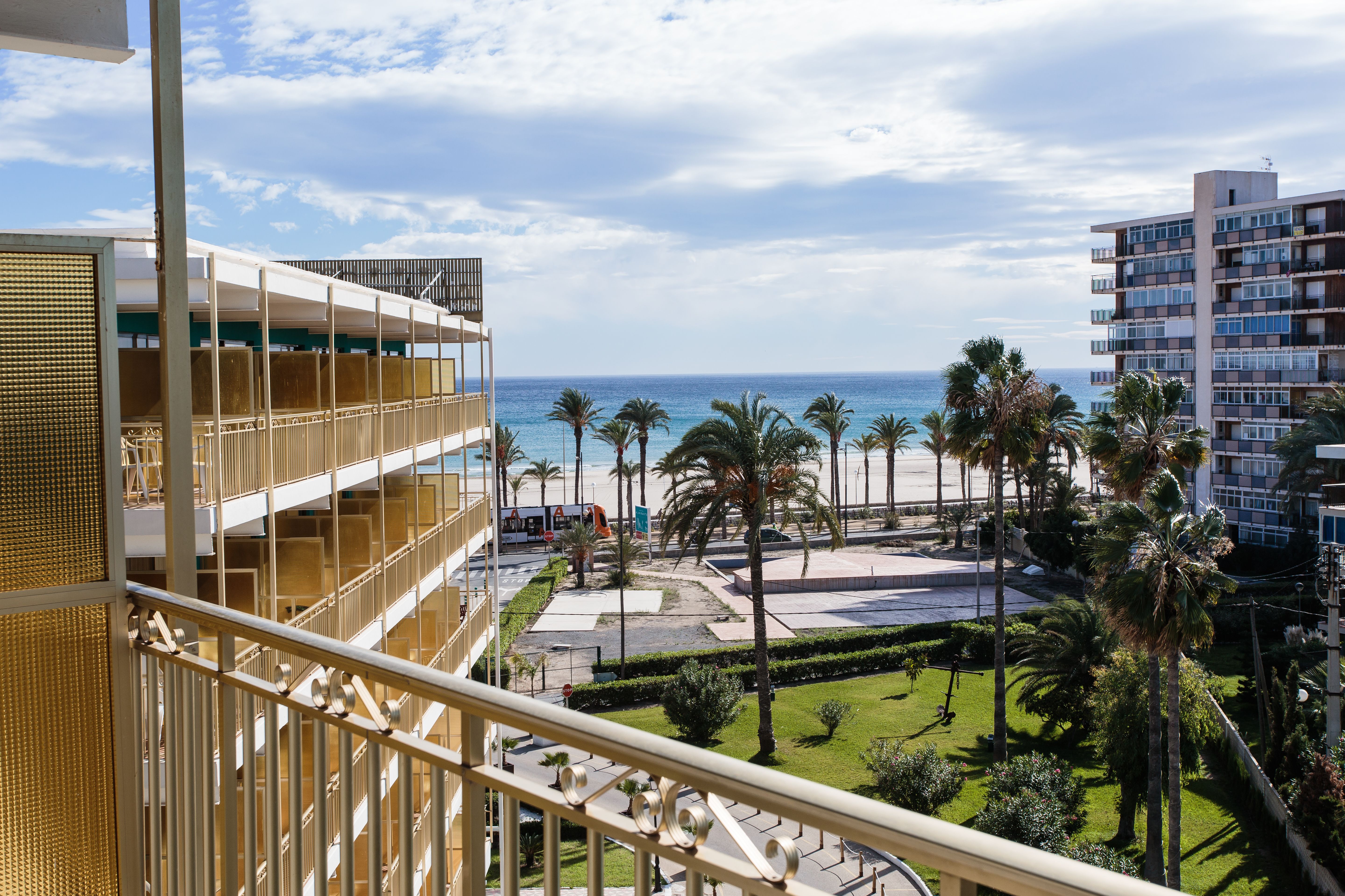 Hotel almirante, Alicante
