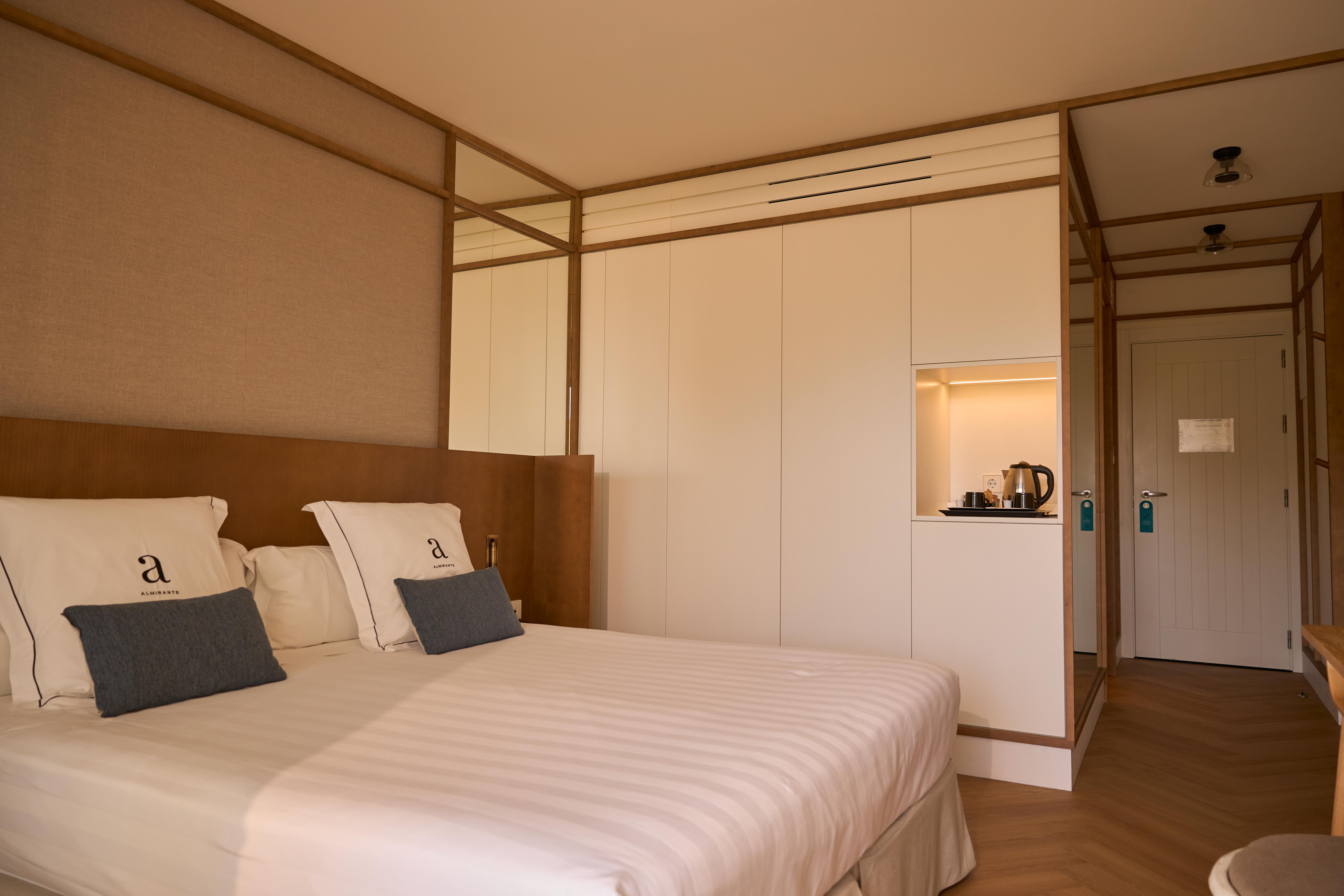 Hotel almirante, Alicante