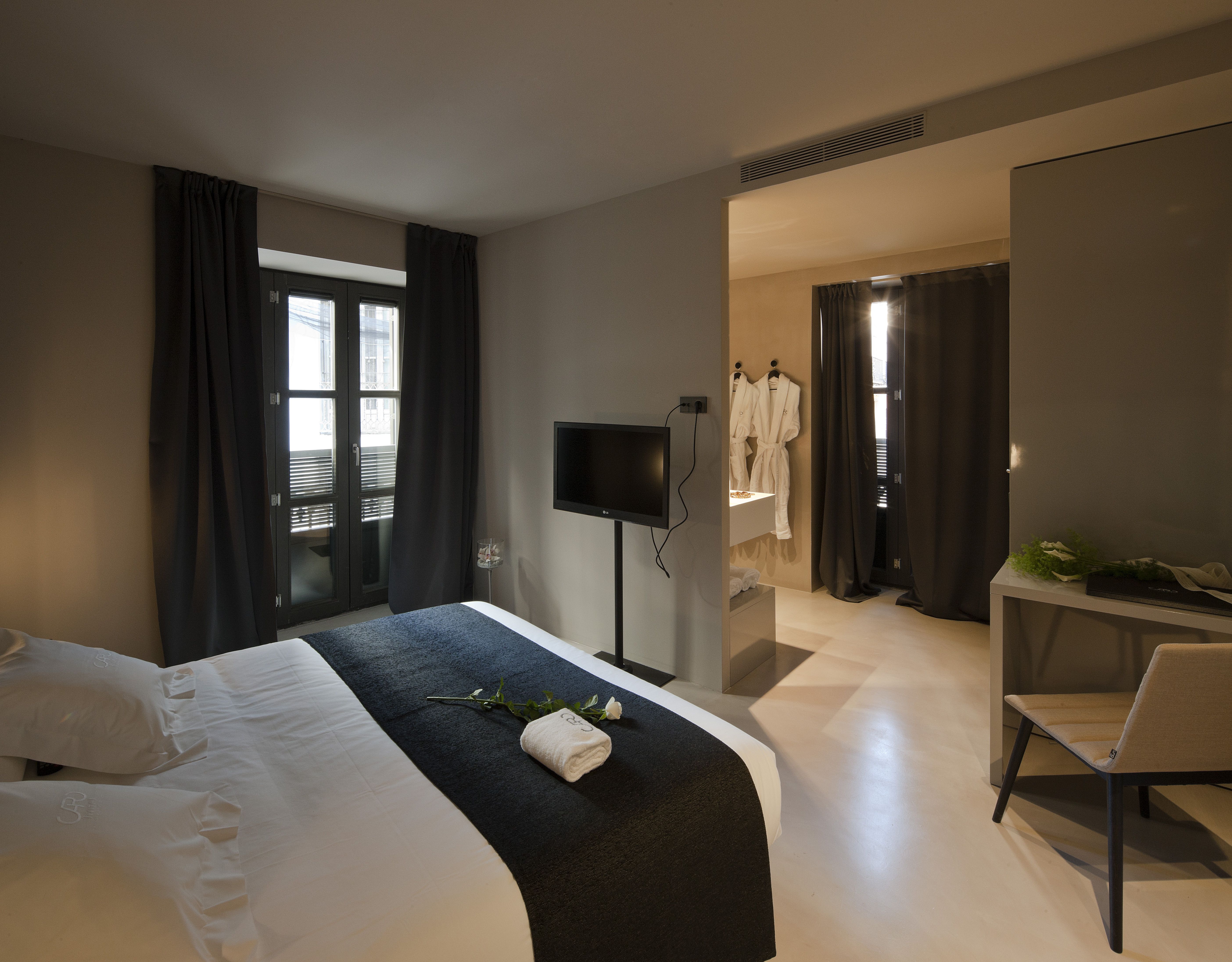 Caro hotel, .