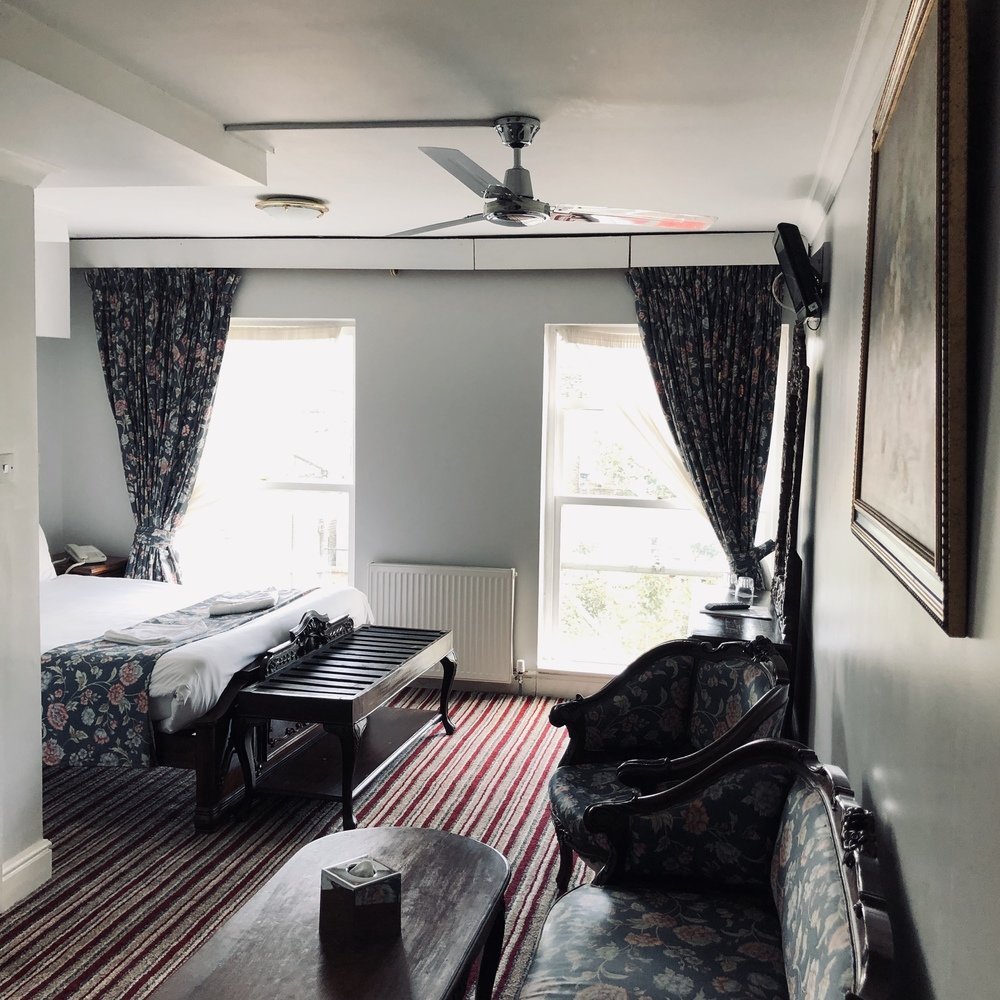 room detail thumbnail 0