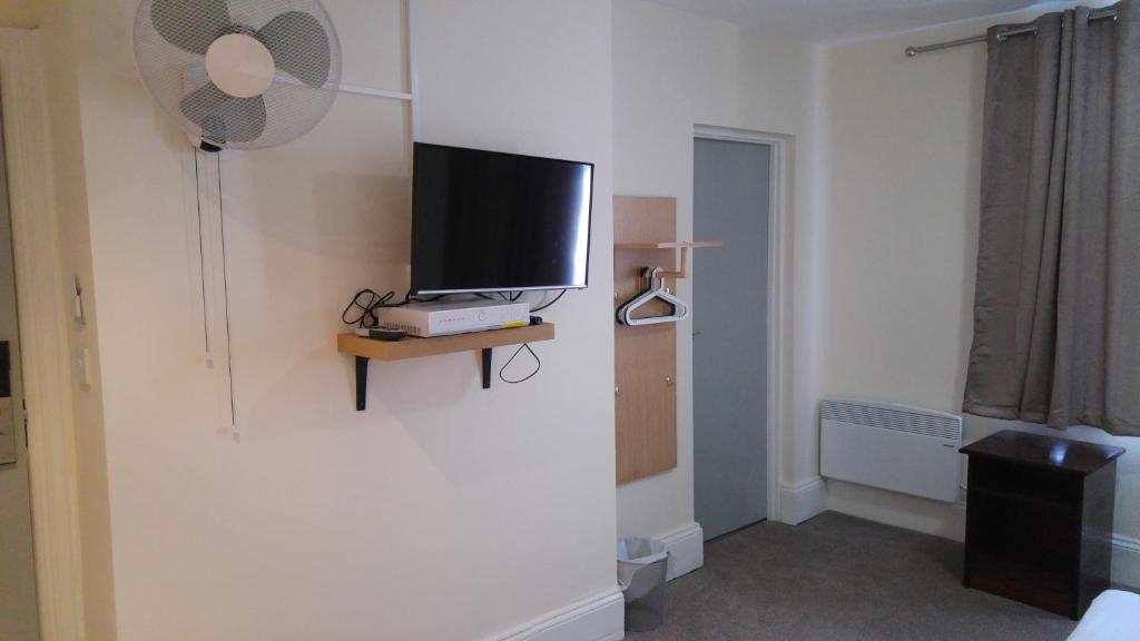 room detail thumbnail 0